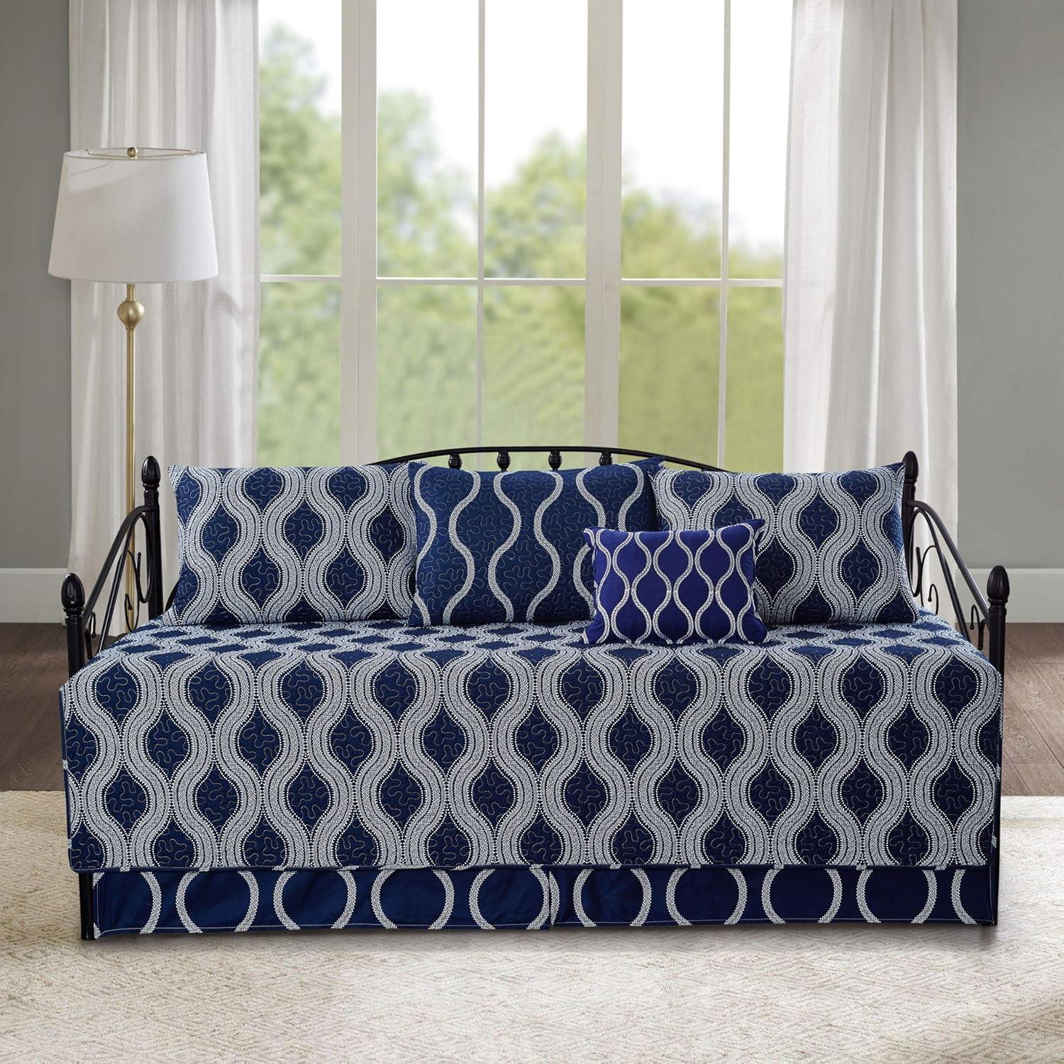 Charleston Prints Quilted Geometric Shapes Quilt Set