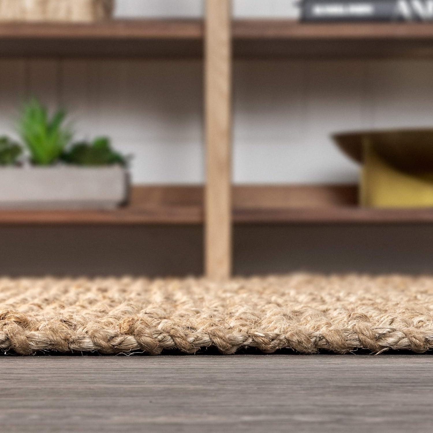 Pata Hand Woven Chunky Jute Indoor Area Rug - JONATHAN Y