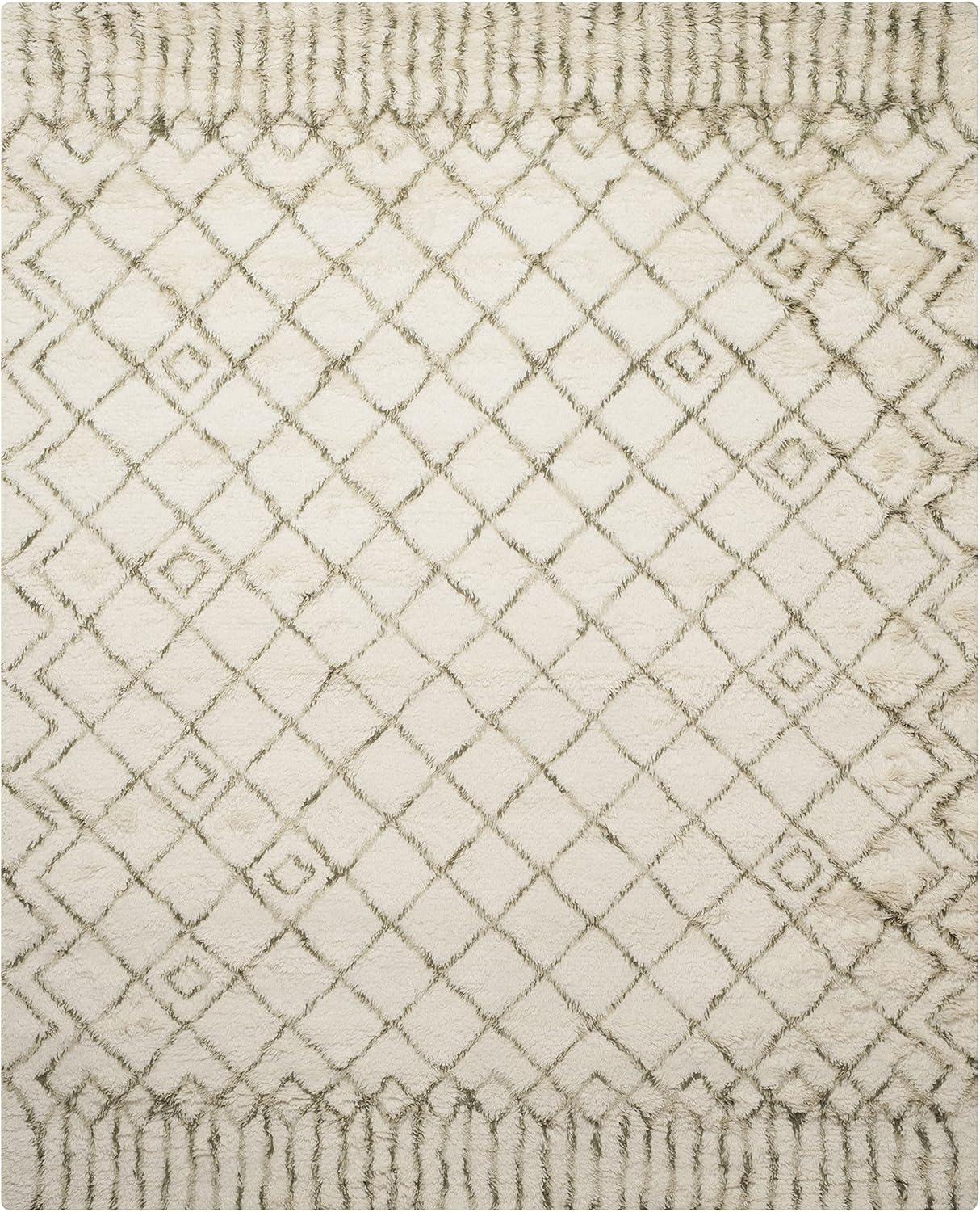 Ivory and Green Hand-Tufted Wool Shag Rug, 8' x 10'