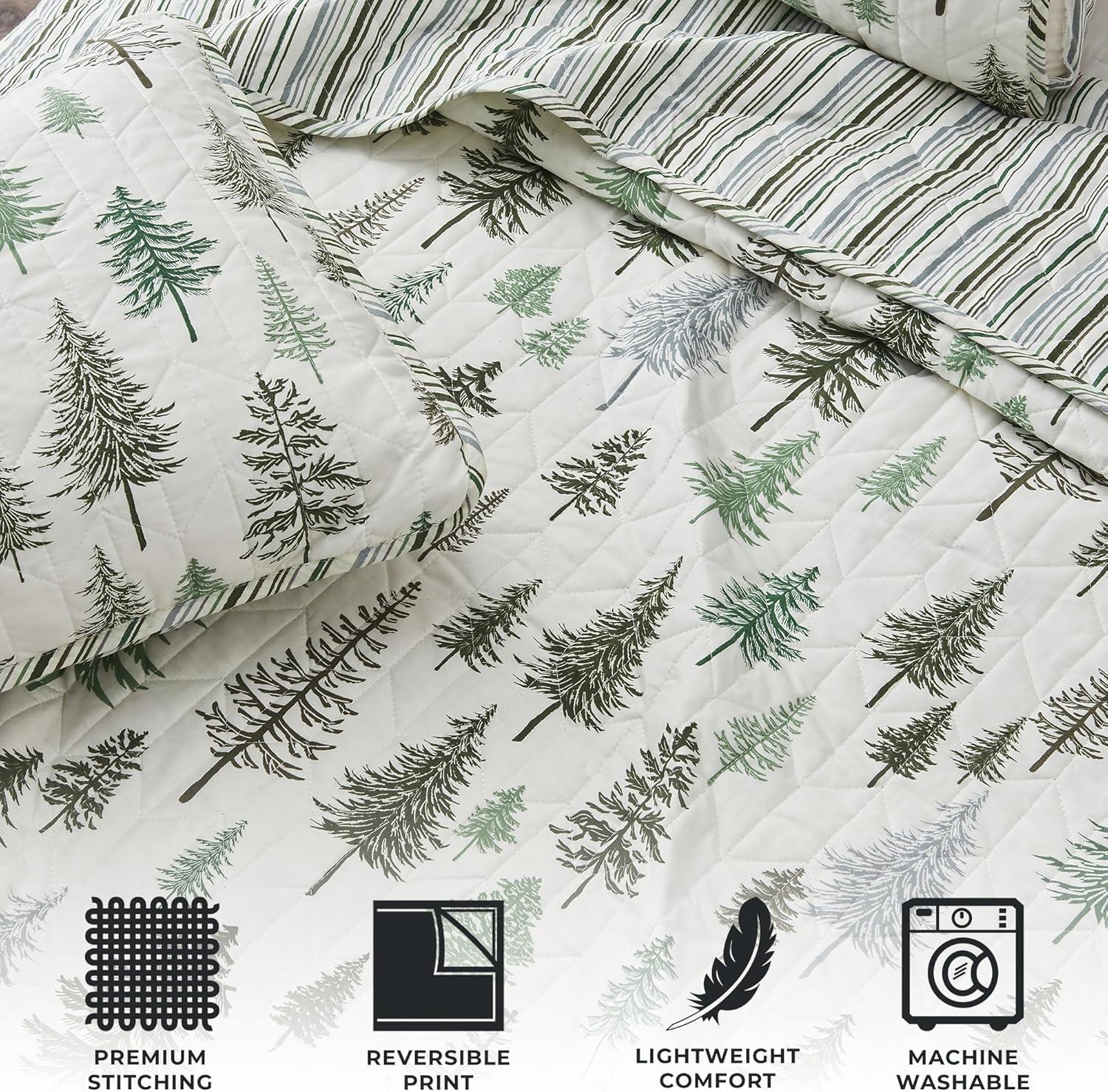 FreshFolds Green Forest Reversible Lodge Quilt Set with Shams