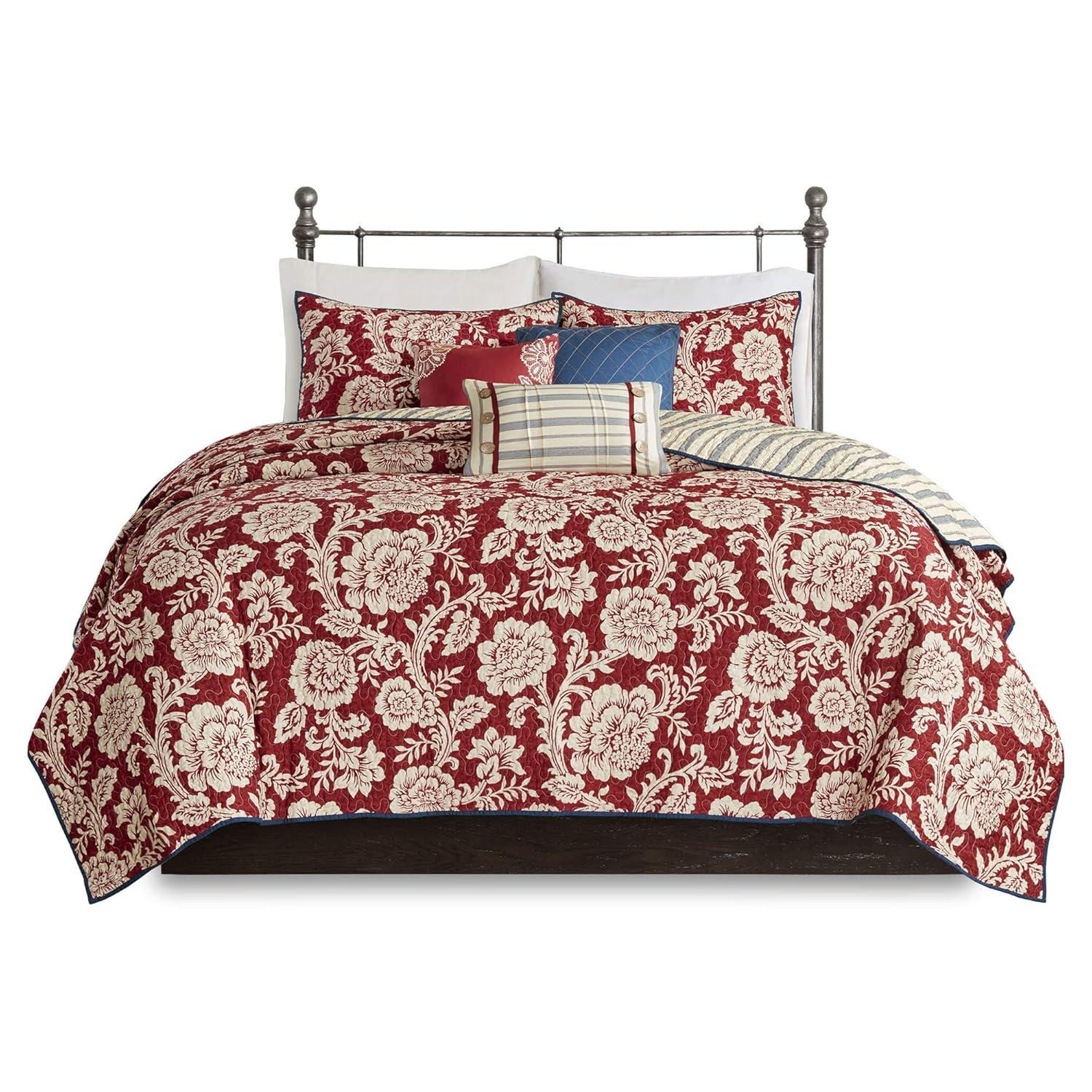 Madison Park Lucy Reversible Cotton Twill Quilt Set with Throw Pillows