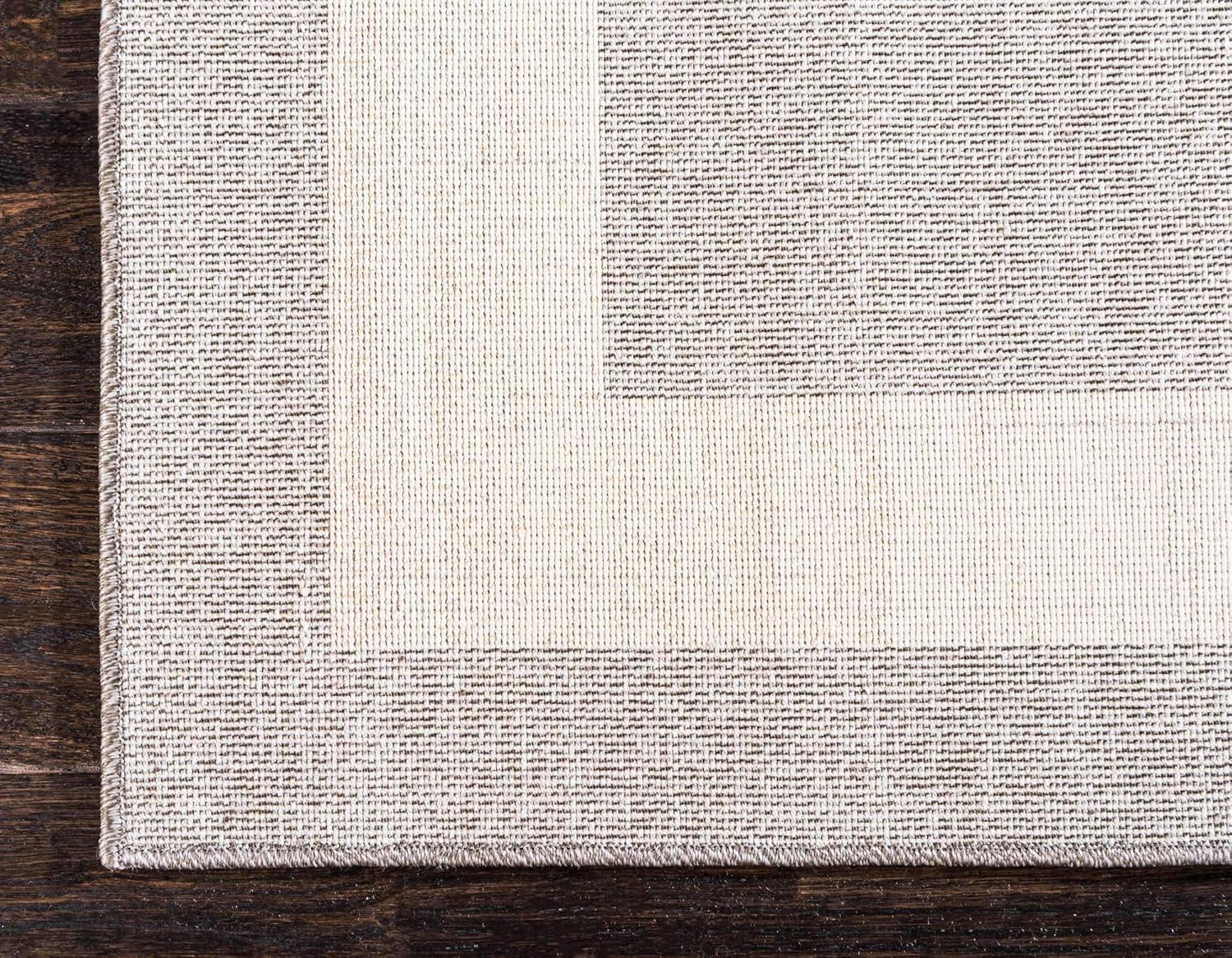 Del Mar Maria Gray 5' 0 x 8' 0 Area Rug