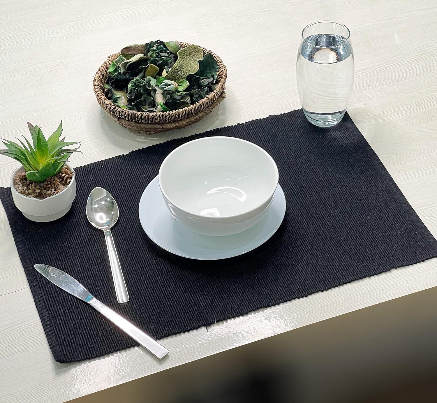 Design Imports Black Ribbed Placemat Set/6