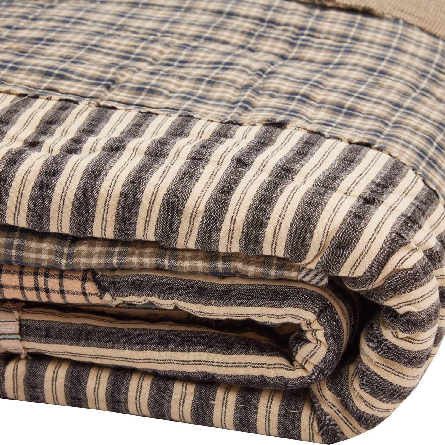 VHC Brands Ashmont Farmhouse / Country Cotton Patchwork Quilt