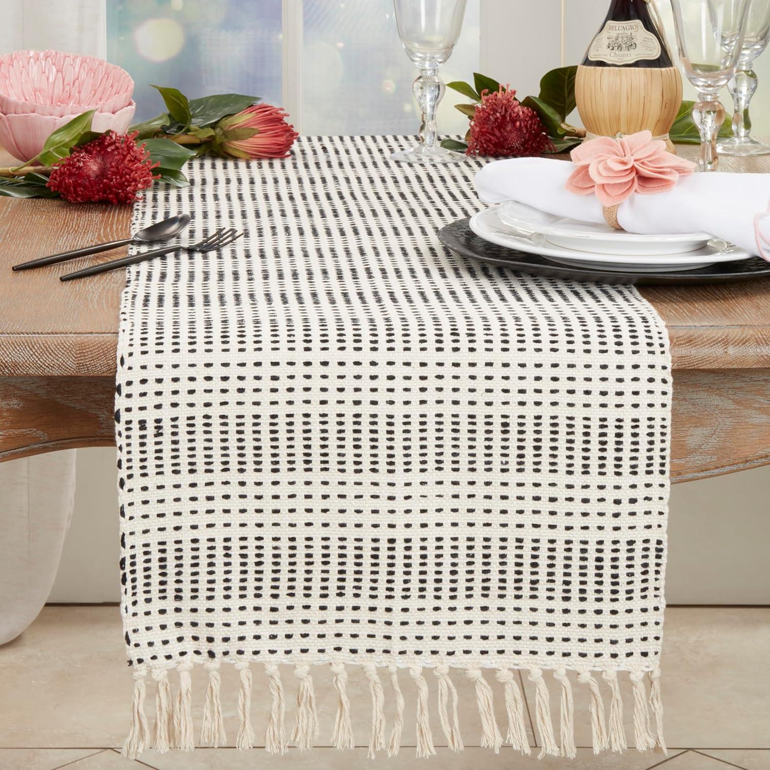 Saro Lifestyle Contemporary Dash Stripe Table Runner, Beige, 16"x72"