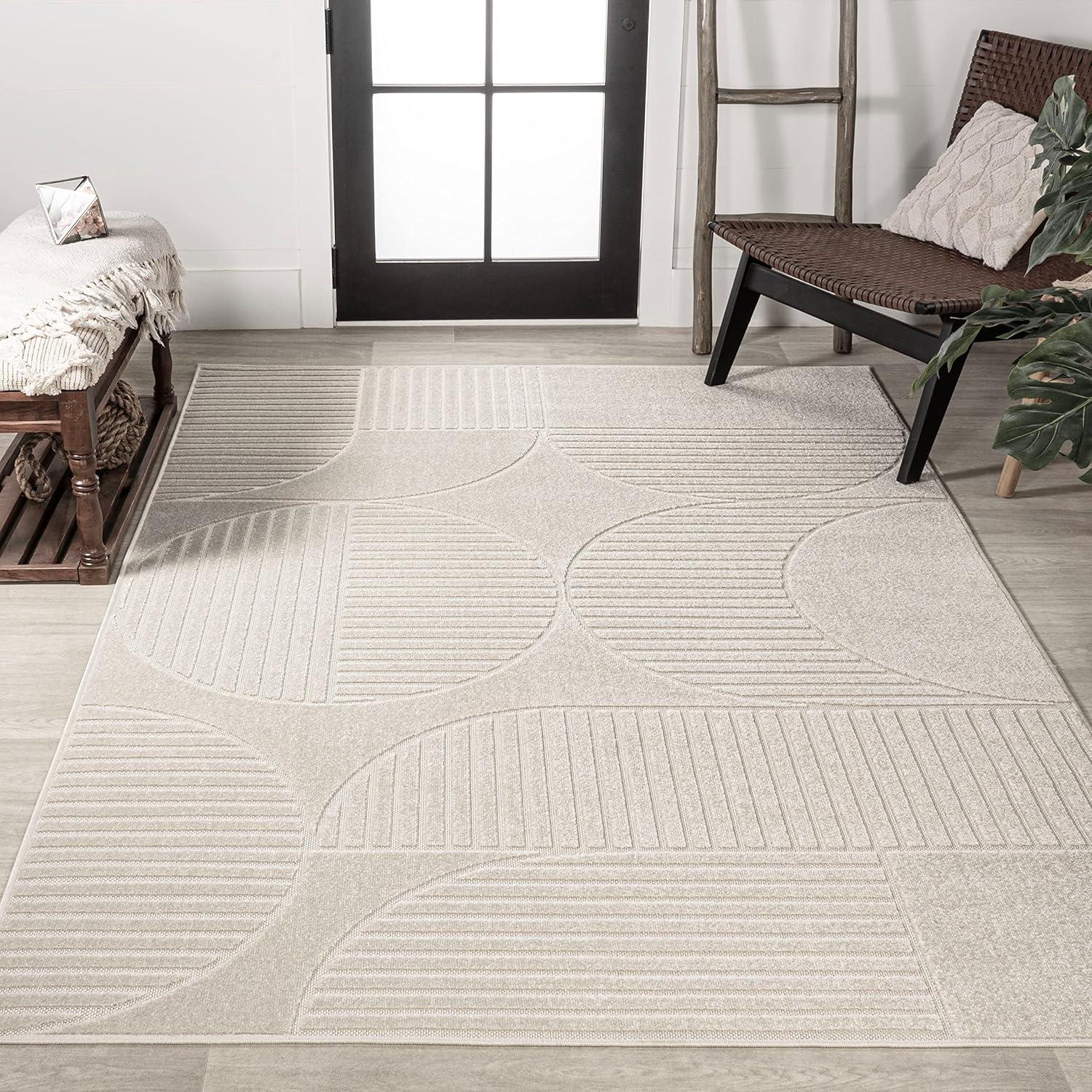 Ivory Geometric High-Low Rectangular Area Rug 3' x 5'