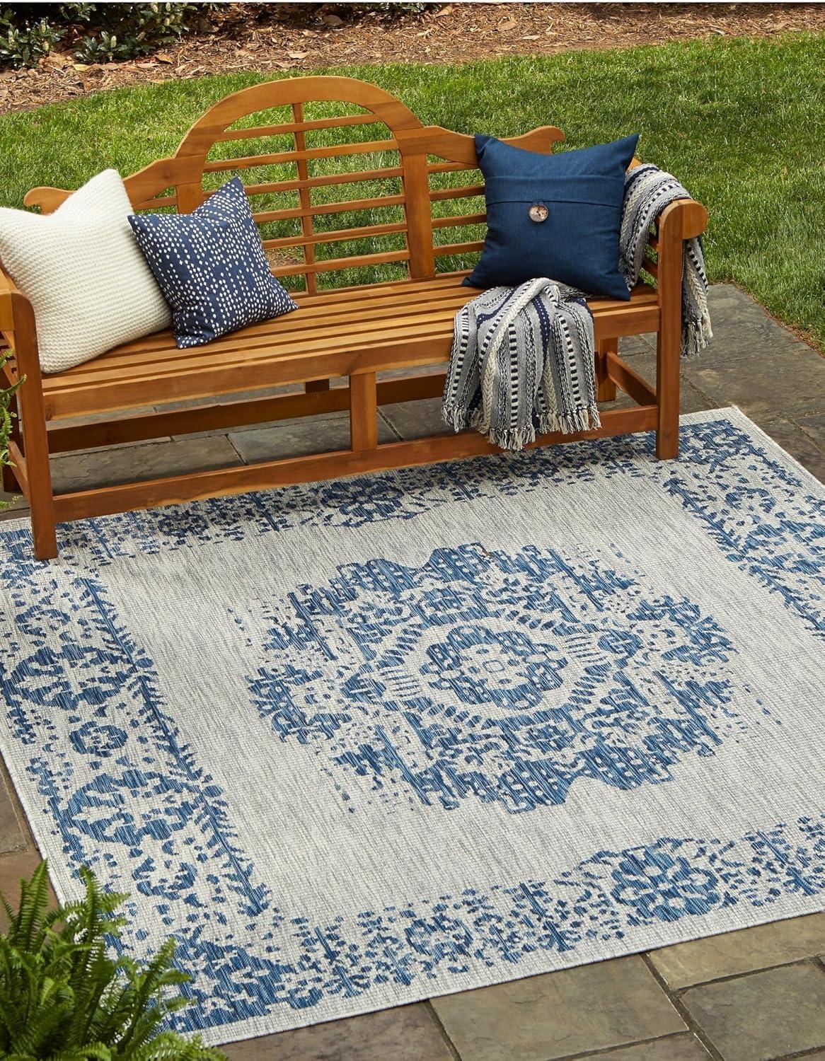 Unique Loom 5' 3 x 5' 3 Square Indoor/Outdoor Traditional Blue Area Rug
