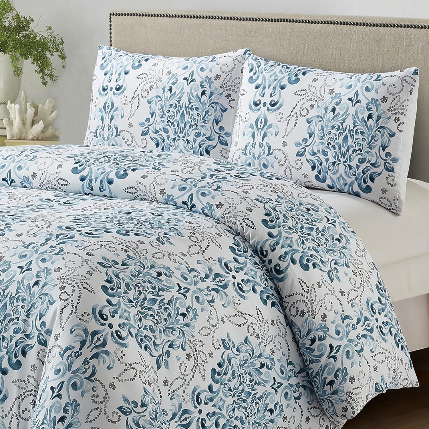 Blue and White Damask Queen Size Microfiber Duvet Cover Set