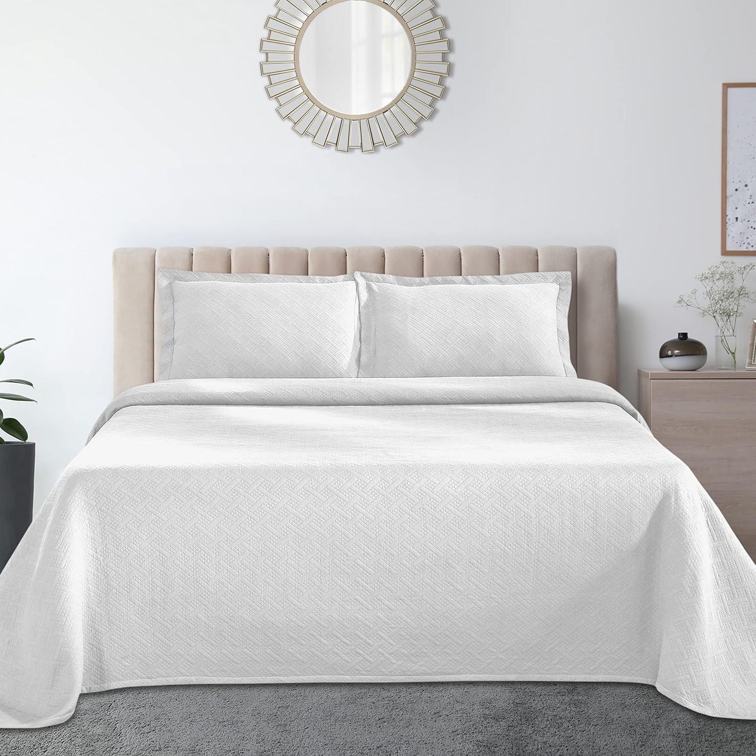 King White Cotton Down Alternative Bedspread Set