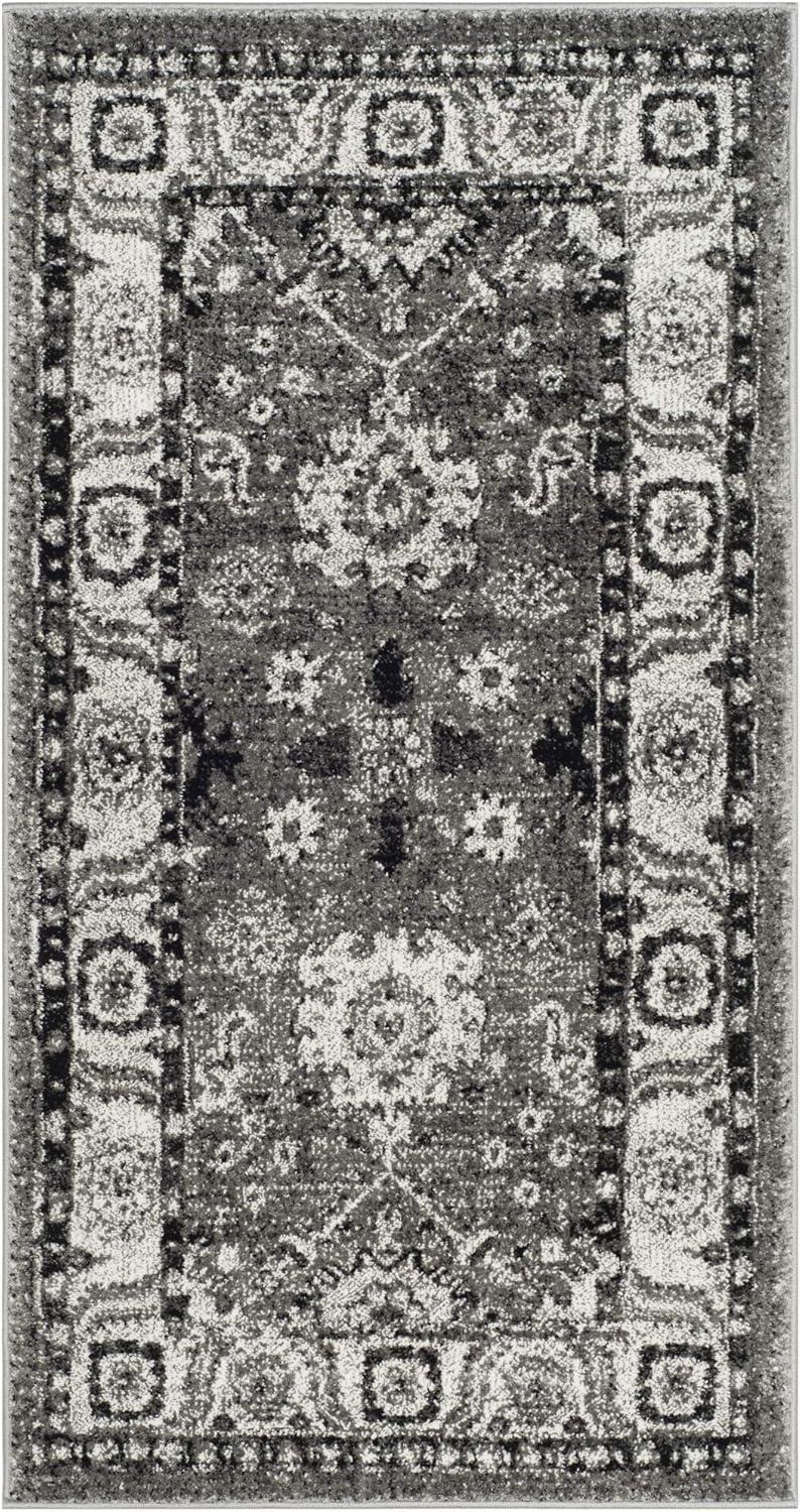 Vintage Hamadan VTH214 Power Loomed Area Rug  - Safavieh