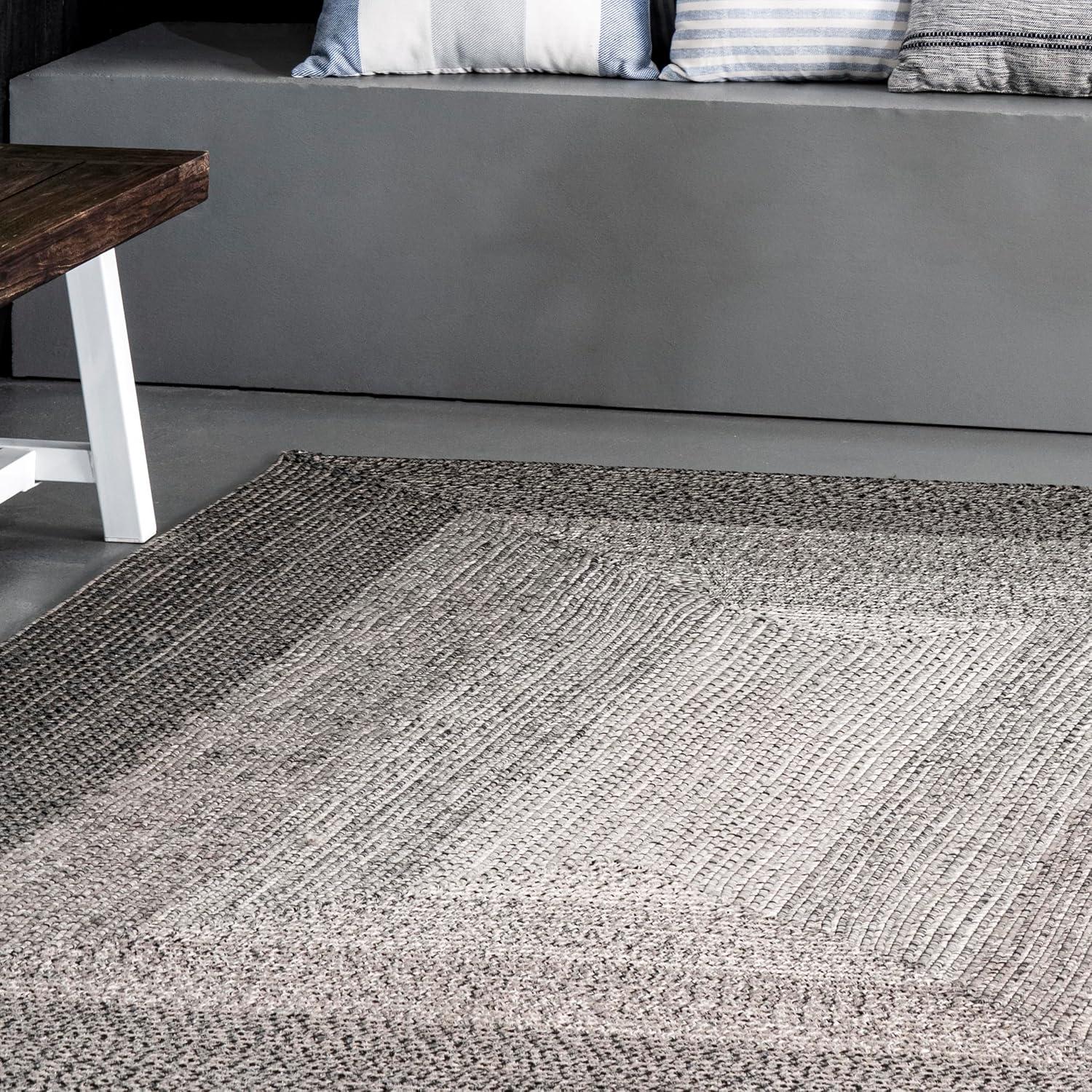 Nuloom Jayda Braided Gradience Indoor/Outdoor Outdoor - Charcoal 5' x 8'