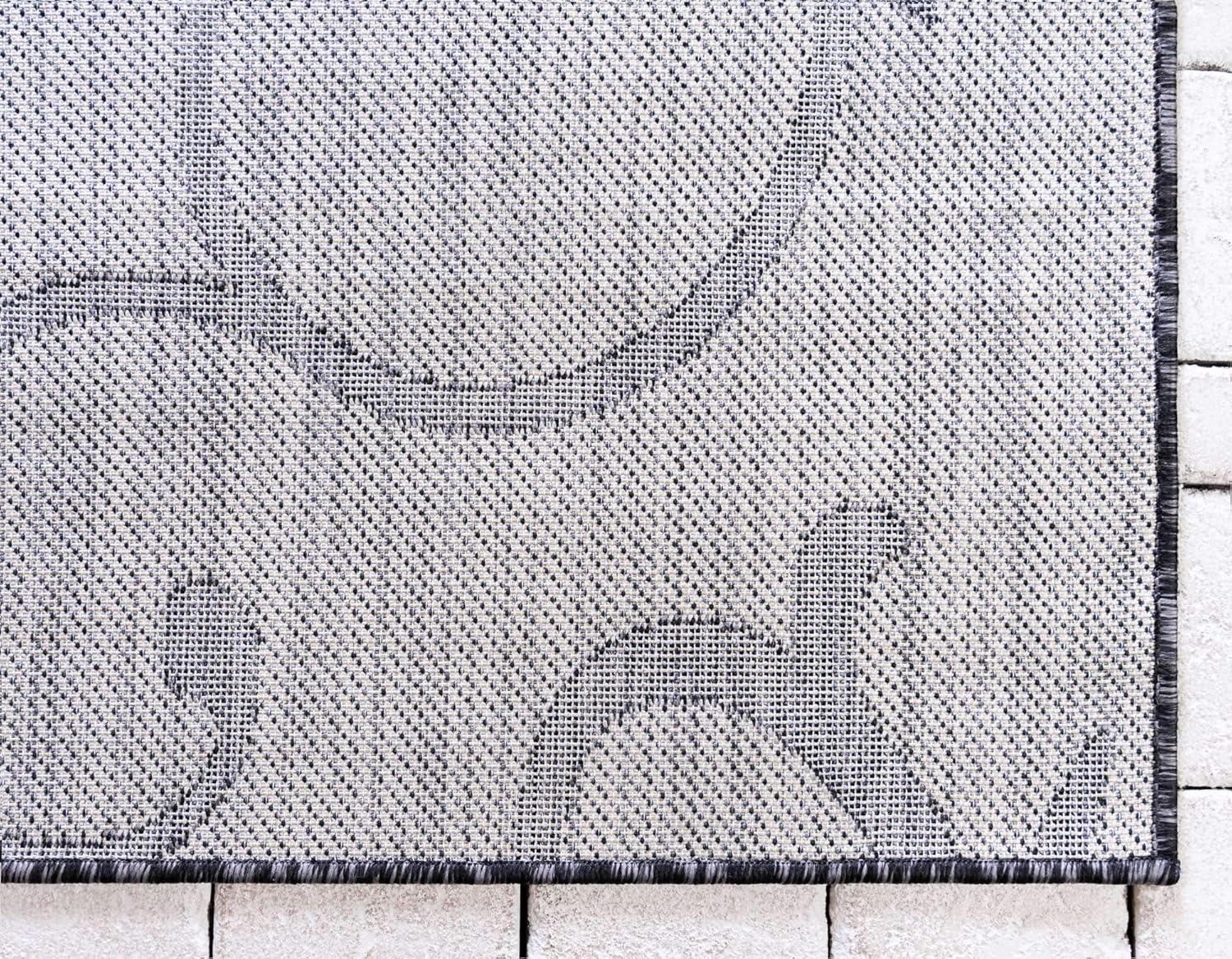 Unique Loom 4' 1 x 6' 1 Rectangle Indoor/Outdoor Botanical Charcoal Gray Area Rug