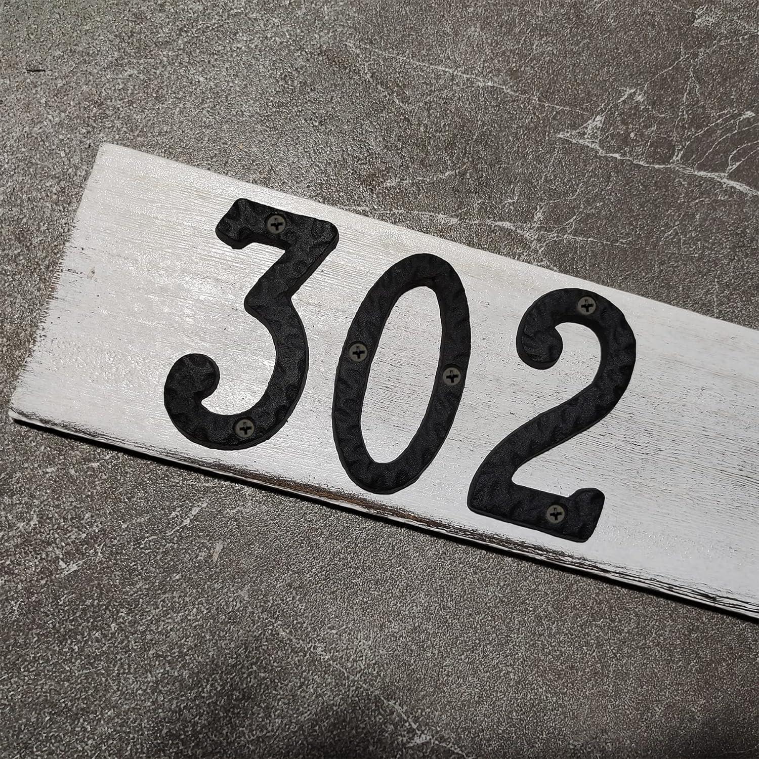 4-Inch Black Cast Iron House Number 7