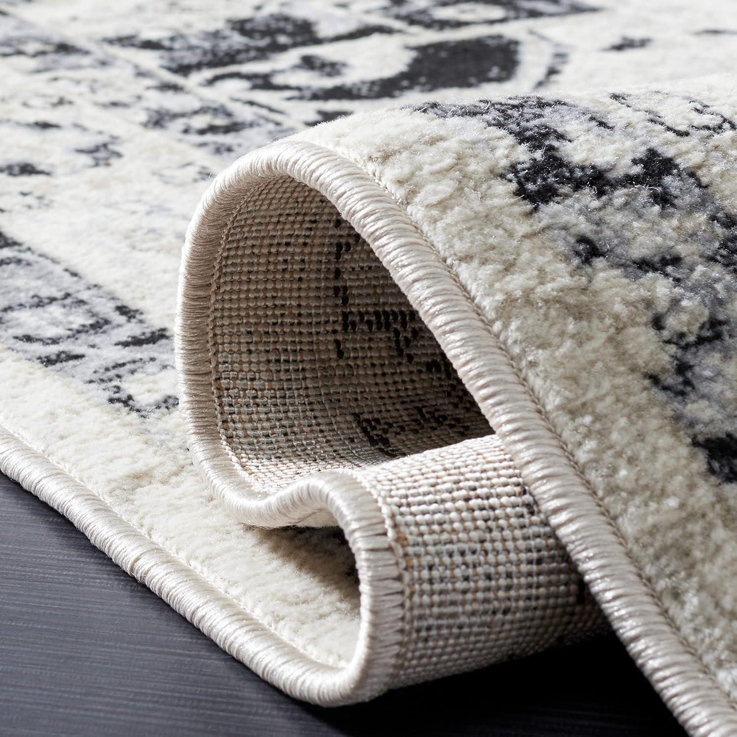 SAFAVIEH Brentwood Cedric Traditional Area Rug, 3' x 5', Ivory/Black