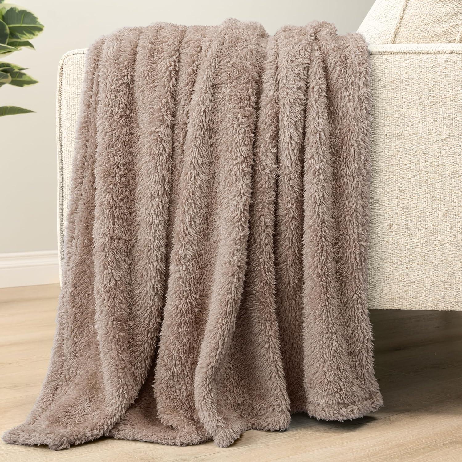 Aarien Woven Throw Blanket