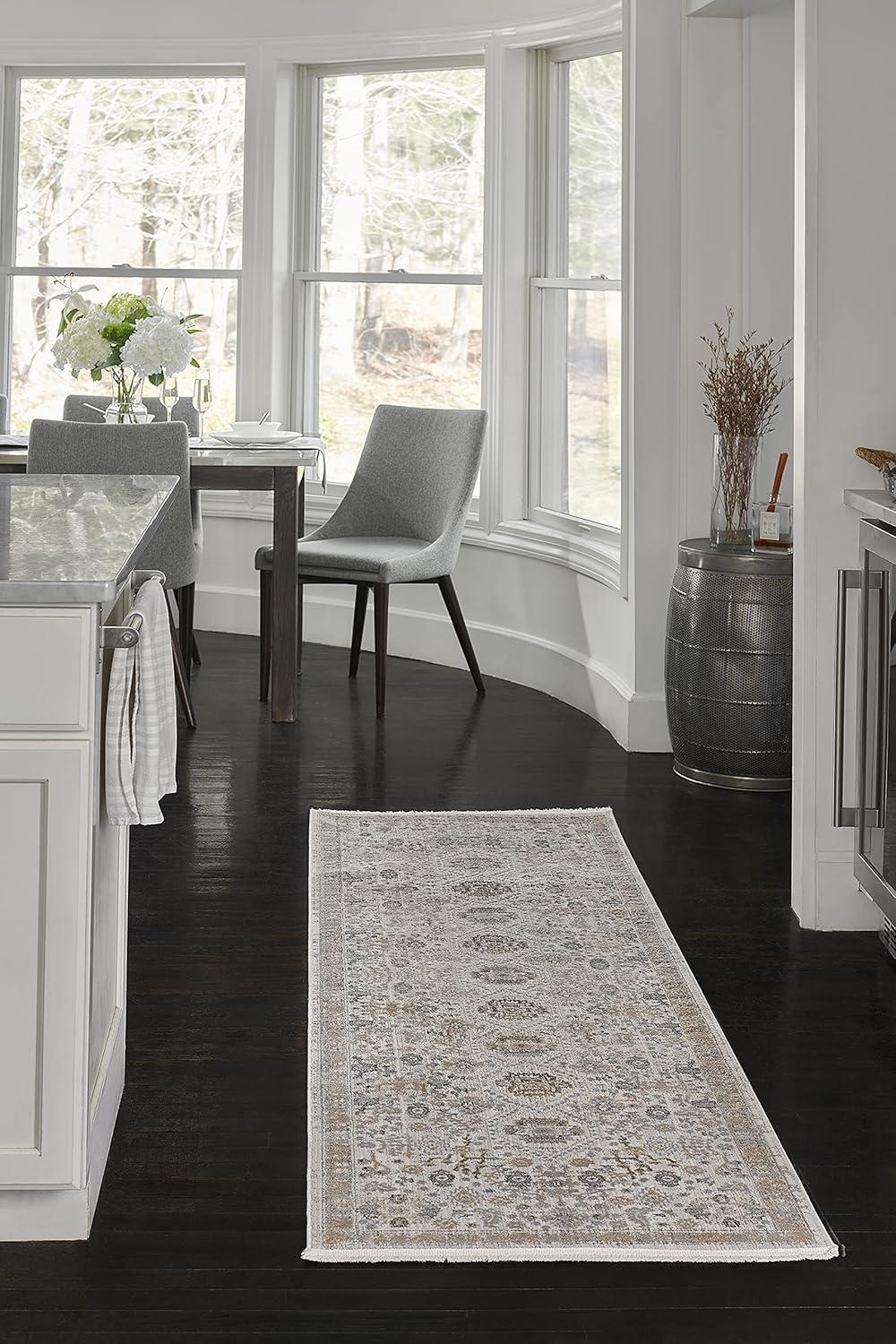 Momeni Cambridge Viscose and PES Traditional Grey Area Rug 2'2" X 3'11"