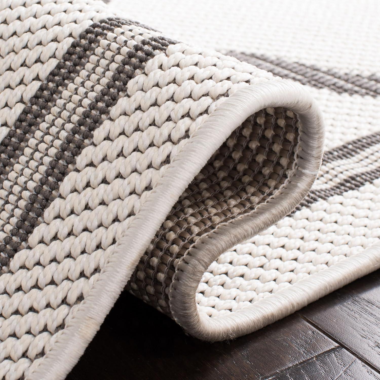 Bermuda BMU810 Power Loomed Indoor/Outdoor Machine Washable Area Rug - Ivory/Grey - 6'7" Round - Safavieh