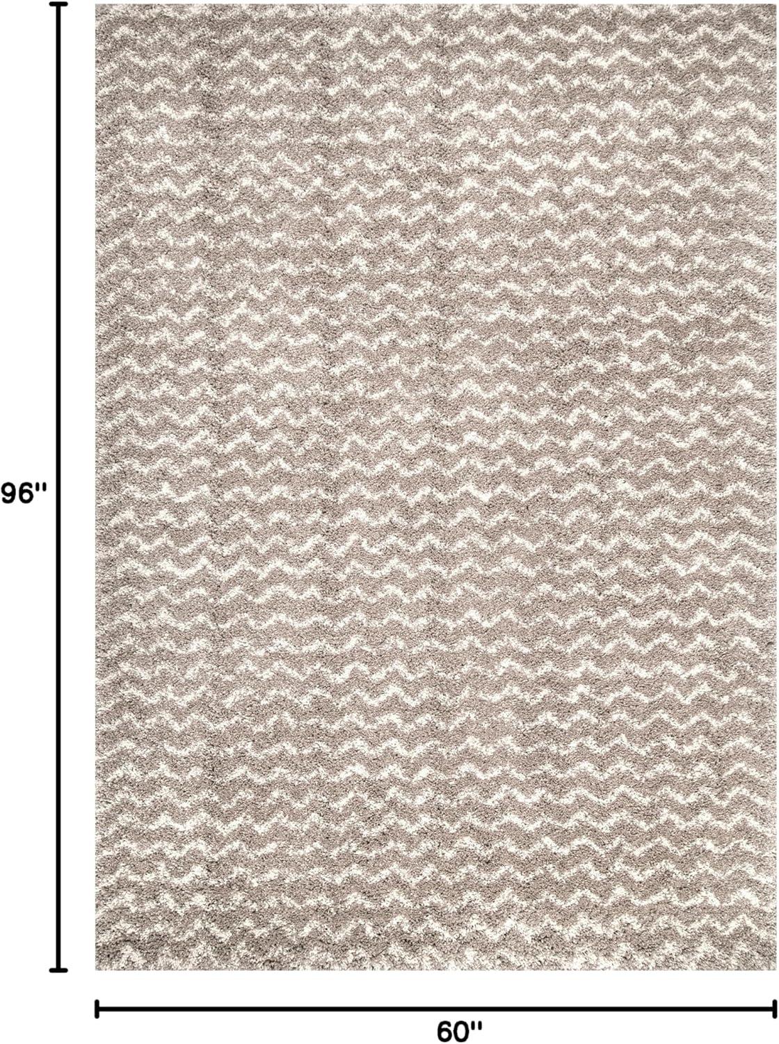 Nuloom Cuellar Chevron Shaggy Indoor Area Rug