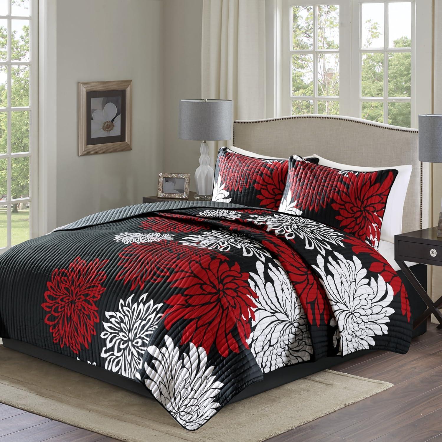 Comfort Spaces Full/Queen Size Quilt Set, 3-Piece Floral Bedspread Bedding Set, Red and Black Coverlet Set for All Season, Lightweight Comforter Set