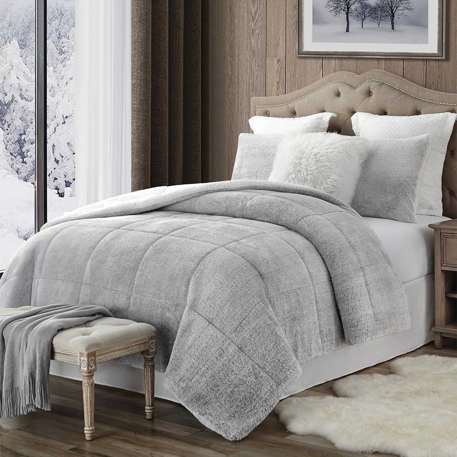 Ultra Plush Reversible Faux Fur and Sherpa 3-Piece Comforter Set