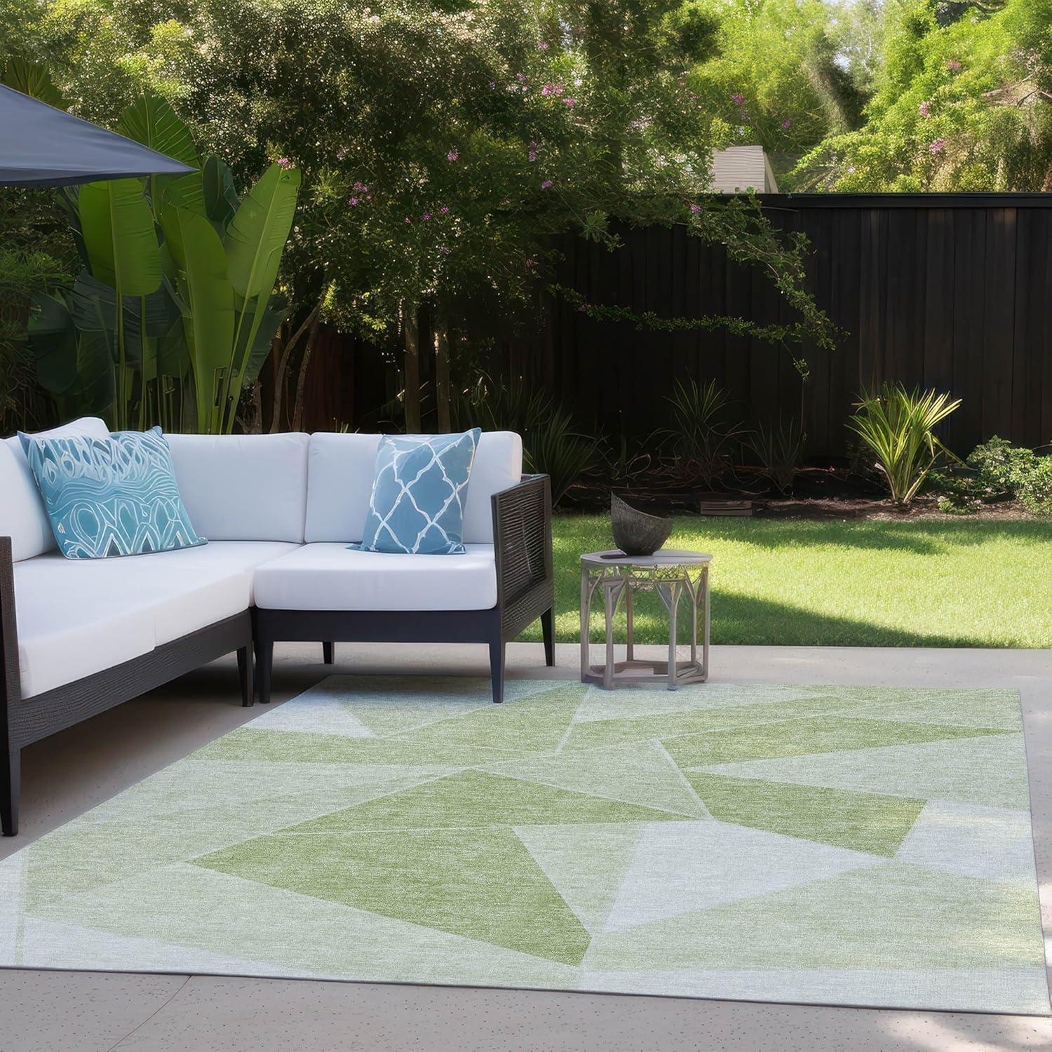 Aloe Green Geometric 9' x 12' Washable Synthetic Rug