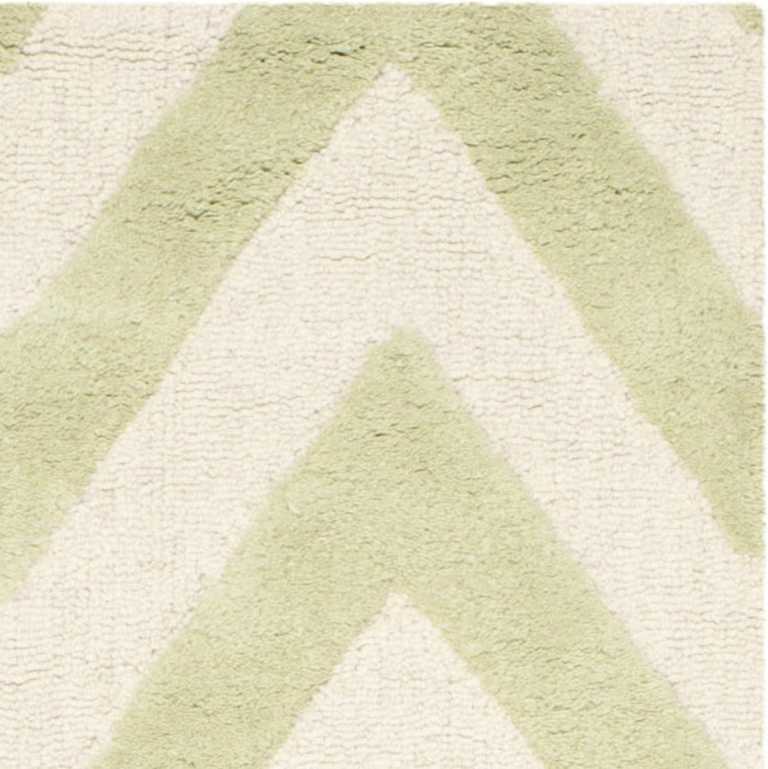 SAFAVIEH Cambridge Kaitlyn Zig Zag Stripes Wool Area Rug, Light Green/Ivory, 2'6" x 4'