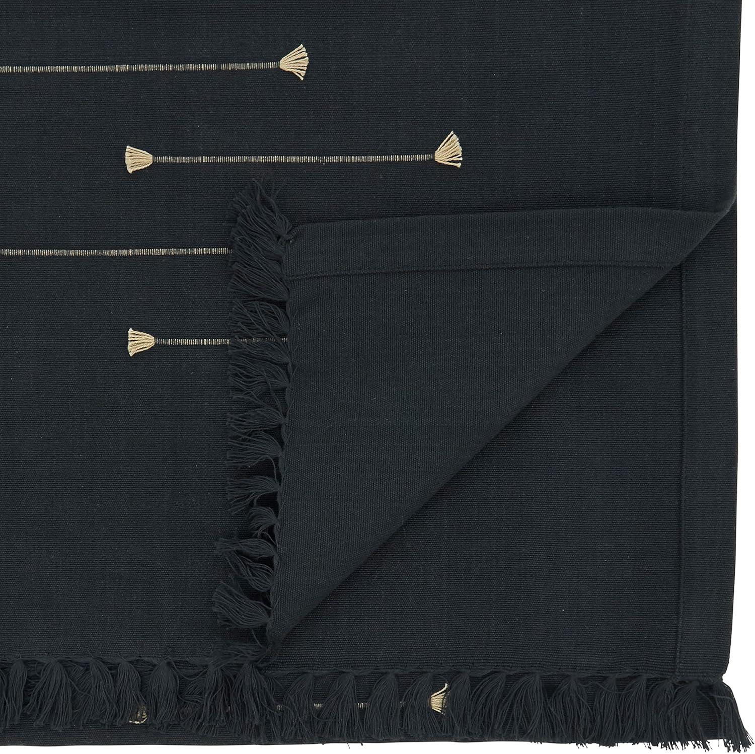 Saro Lifestyle Table Runner With Fringe Line Design