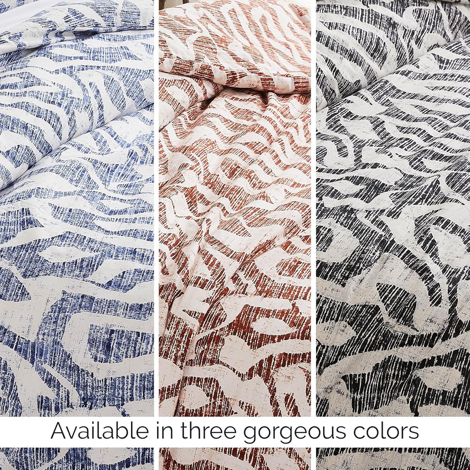Southshore Fine Living, Inc. Oversized King Size Comforter Bedding Set, Down Alternative Filling, Modern Abstract Bed Spread, California/King Comforter & Matching Shams, Rust Khari