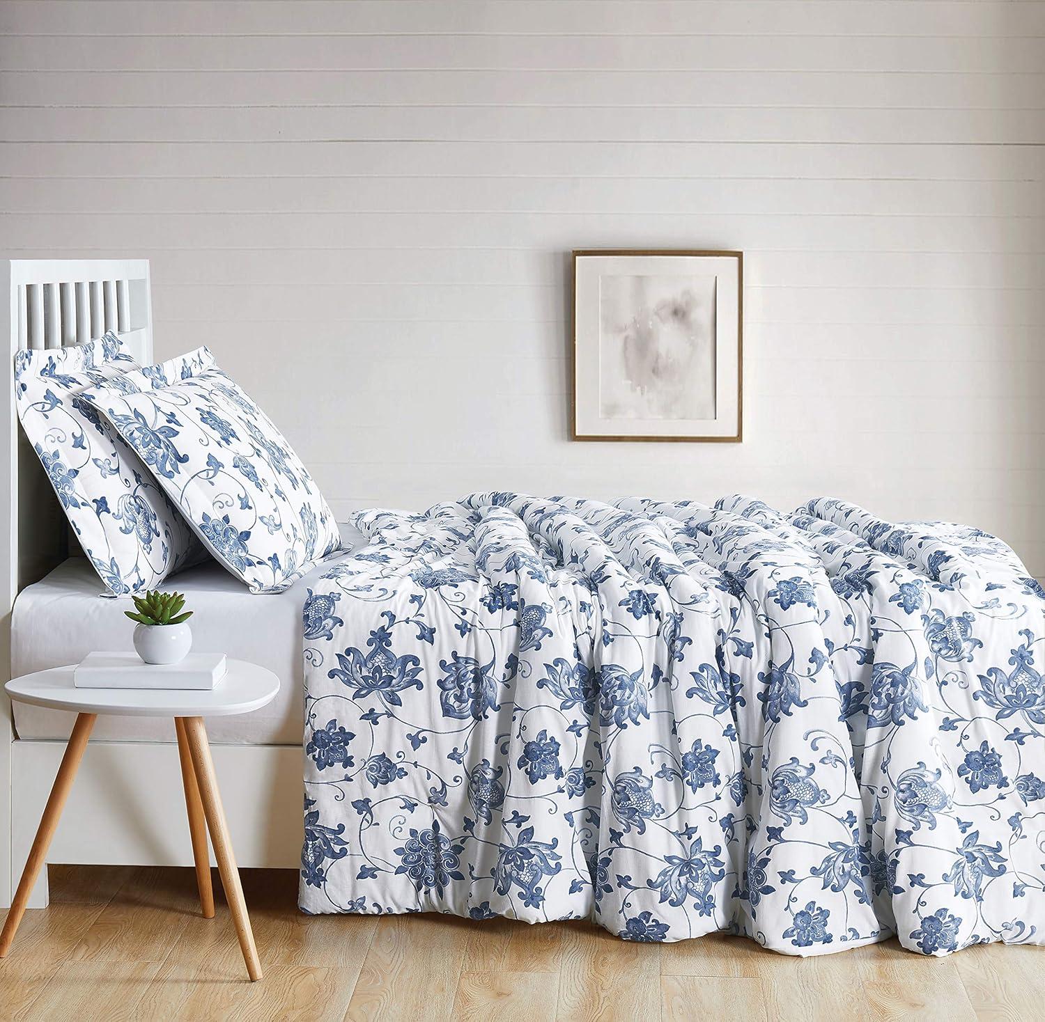 King Blue and White Cotton Comforter Set