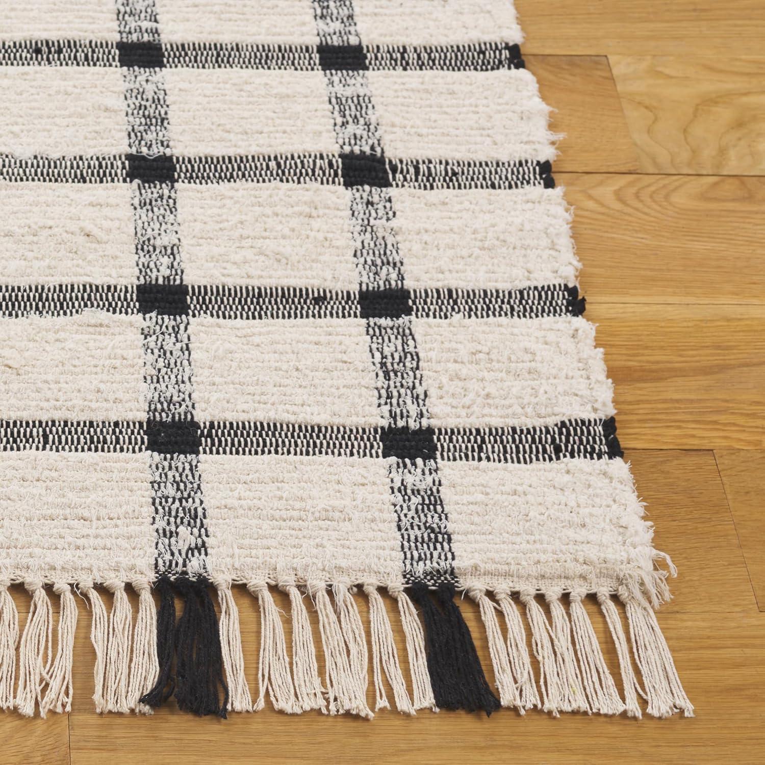 Montauk MTK752 Hand Woven Area Rug - Beige - 6'x9' - Safavieh.