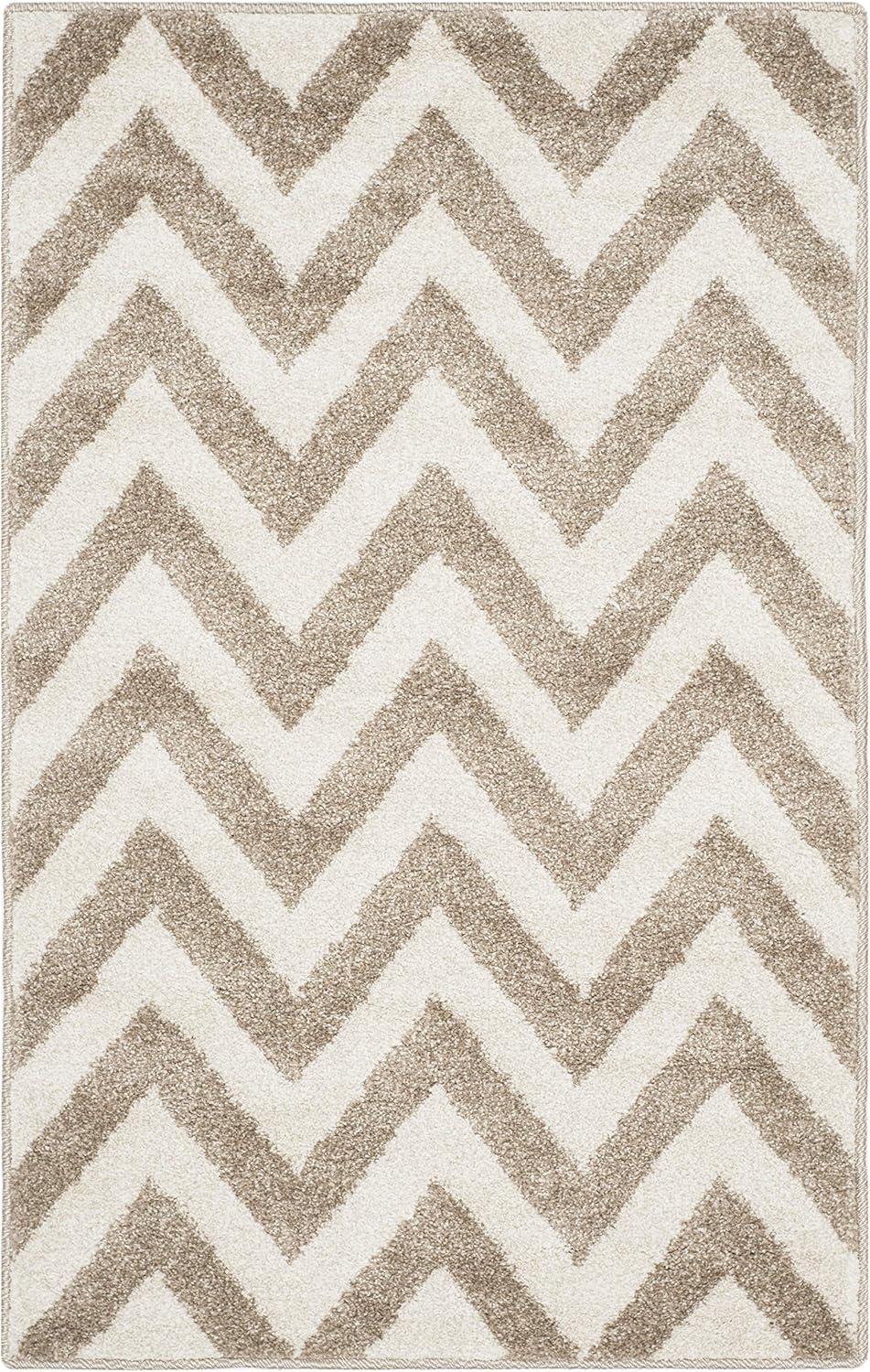 SAFAVIEH Amherst Peronal Geometric Area Rug, Wheat/Beige, 2'6" x 4'