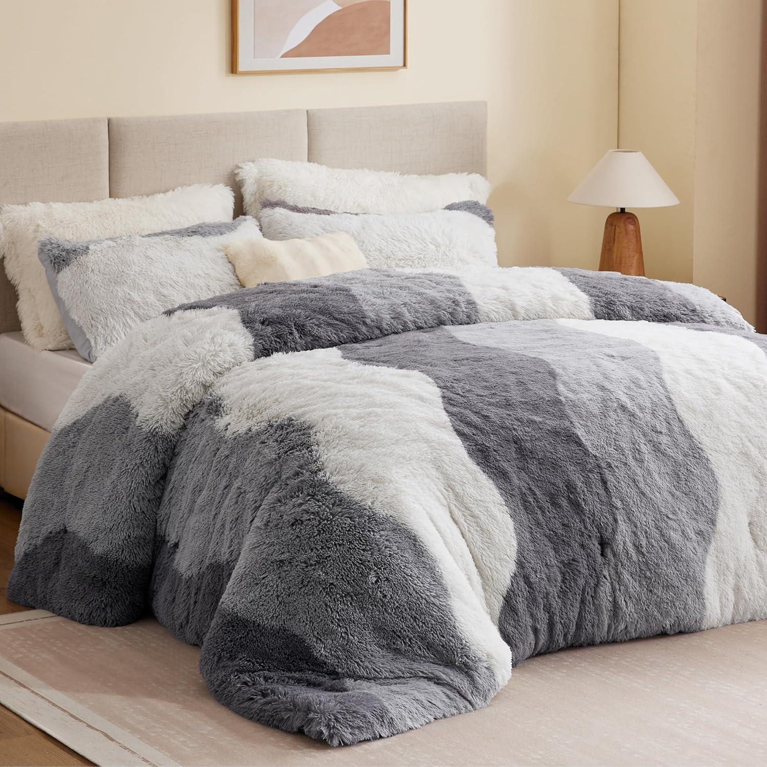 Intelligent Design Ombre Shaggy Faux Fur Comforter Set