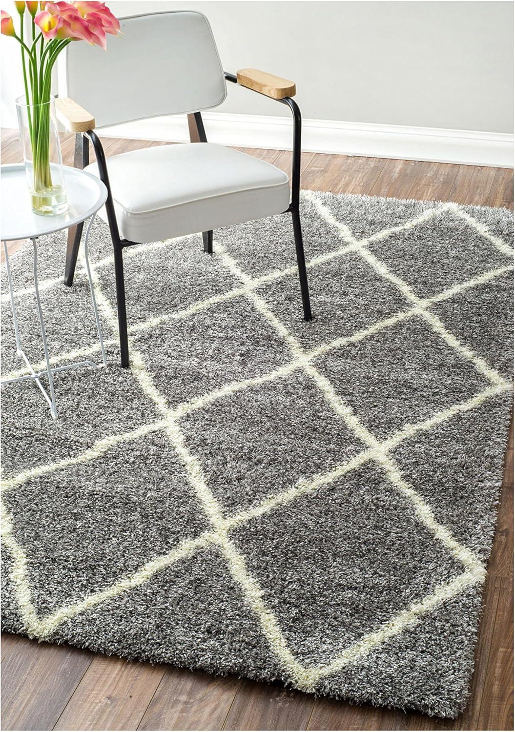 nuLOOM Diamond Shag Rug