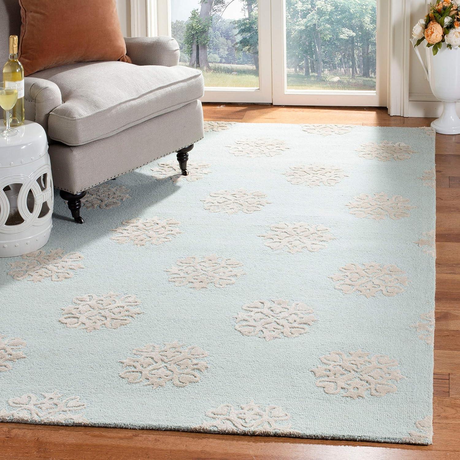 Soho SOH213 Hand Tufted Area Rug  - Safavieh