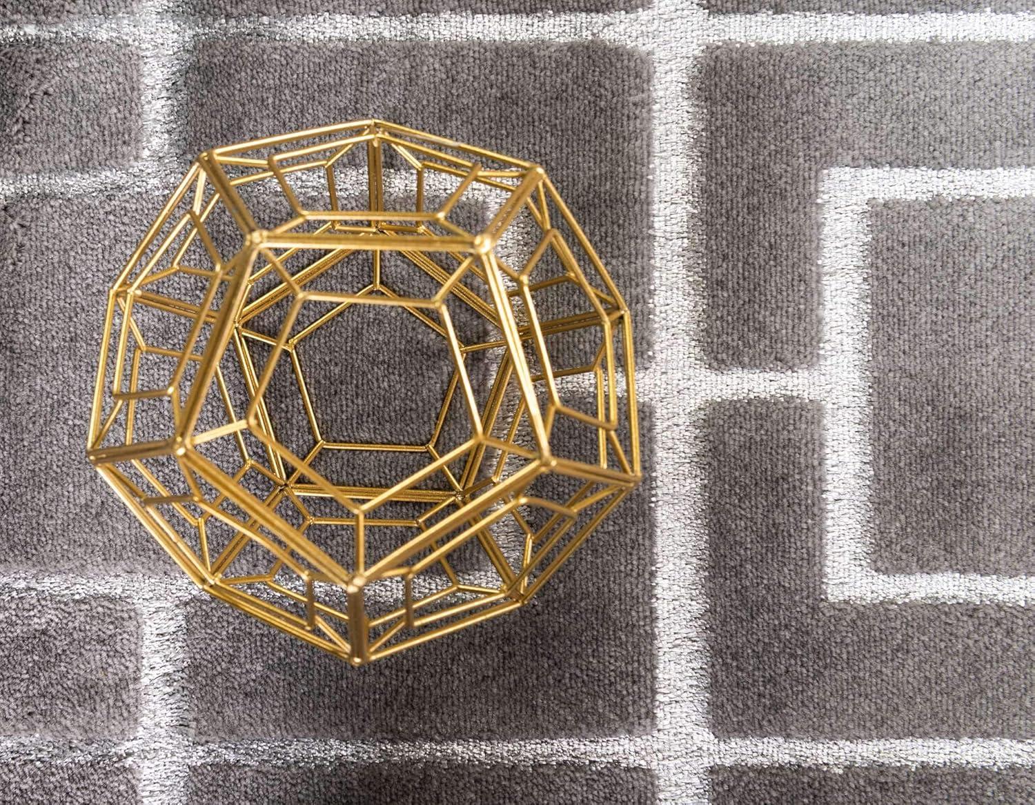 Elegant Geometric Gray & Silver Synthetic Area Rug - 5' x 8'