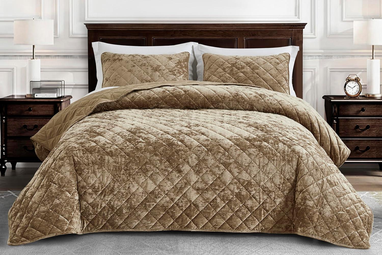 Chezmoi Collection Lux Tan Velvet Quilt Queen Set, 3-Piece Lush Plush Distressed Velvet Bedding All Season Lightweight Comforter Brushed Microfiber Reverse with Diamond Stitch Quilting