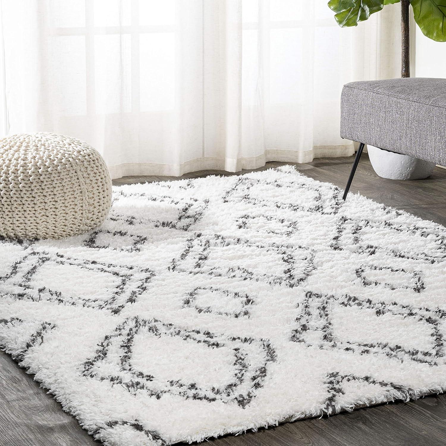 Ivory and Dark Gray Braided Diamond Shag Area Rug, 3 x 5 ft