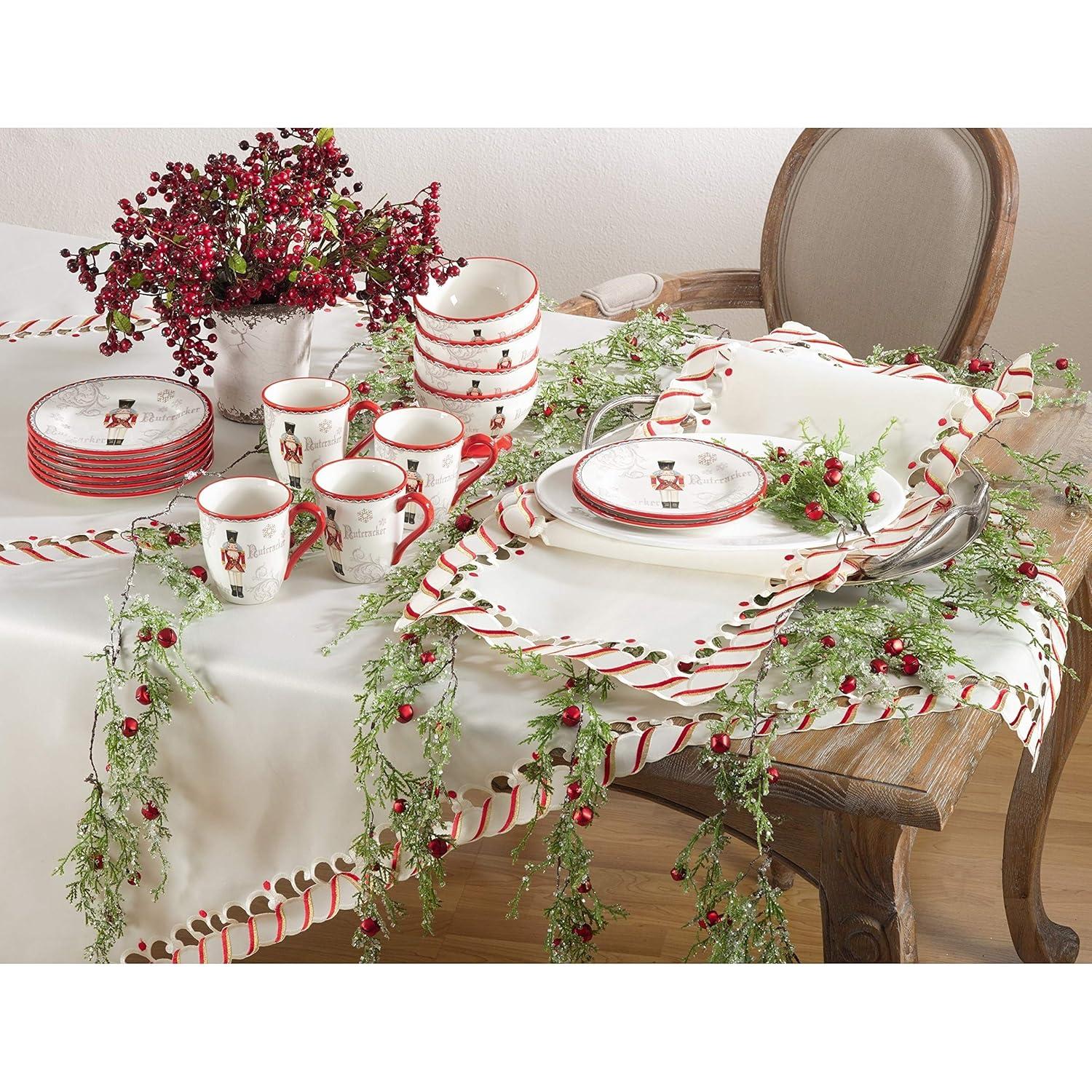 Saro Bonbon Striped Christmas Tablecloth