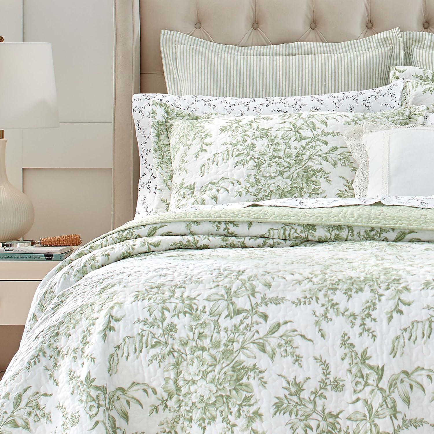 Laura Ashley Laura Ashley Bedford Cotton Reversible Quilt Set