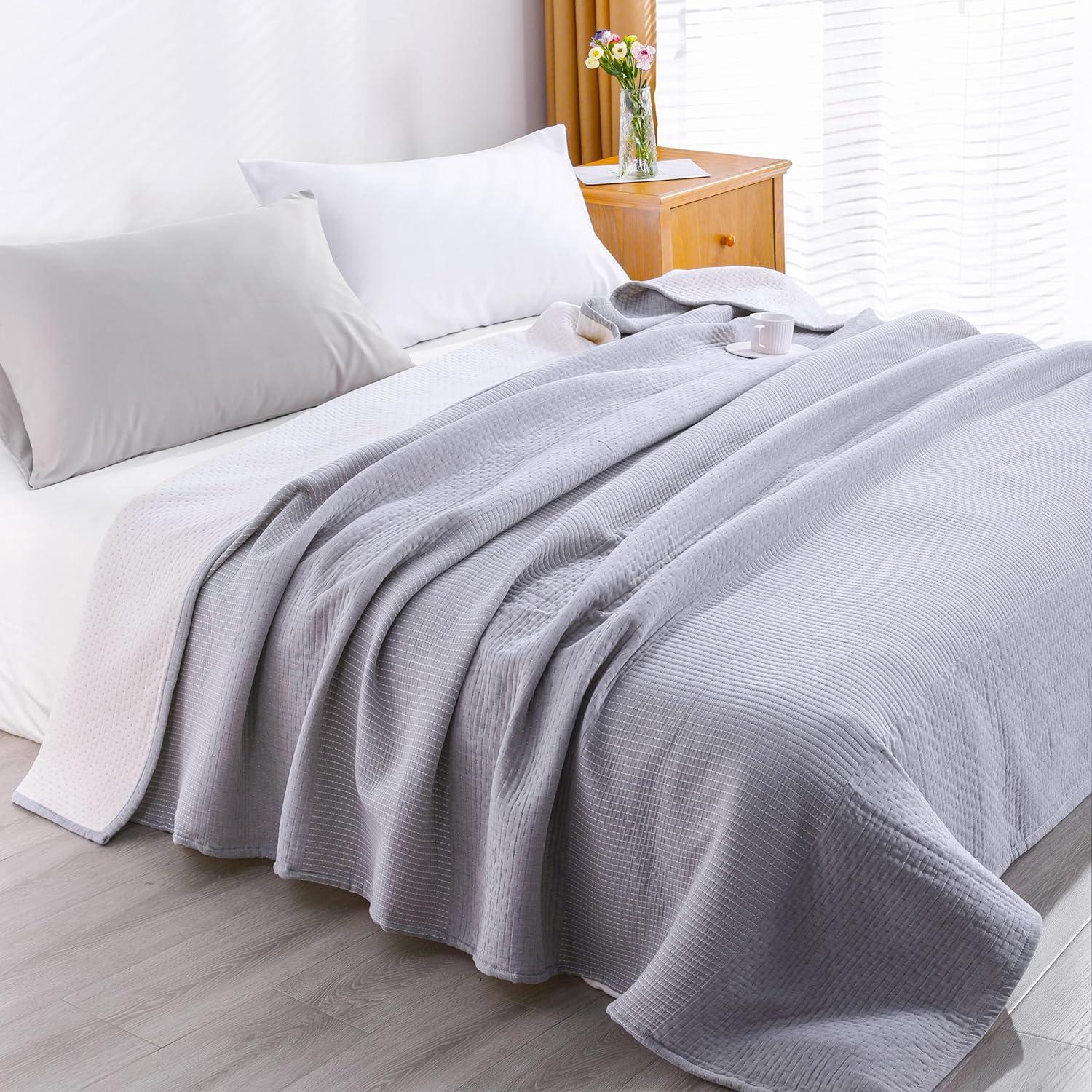 NTBAY 3 Layers Cotton Bed Blanket, Soft Breathable Quilt for Adults, Dot - NTBAY