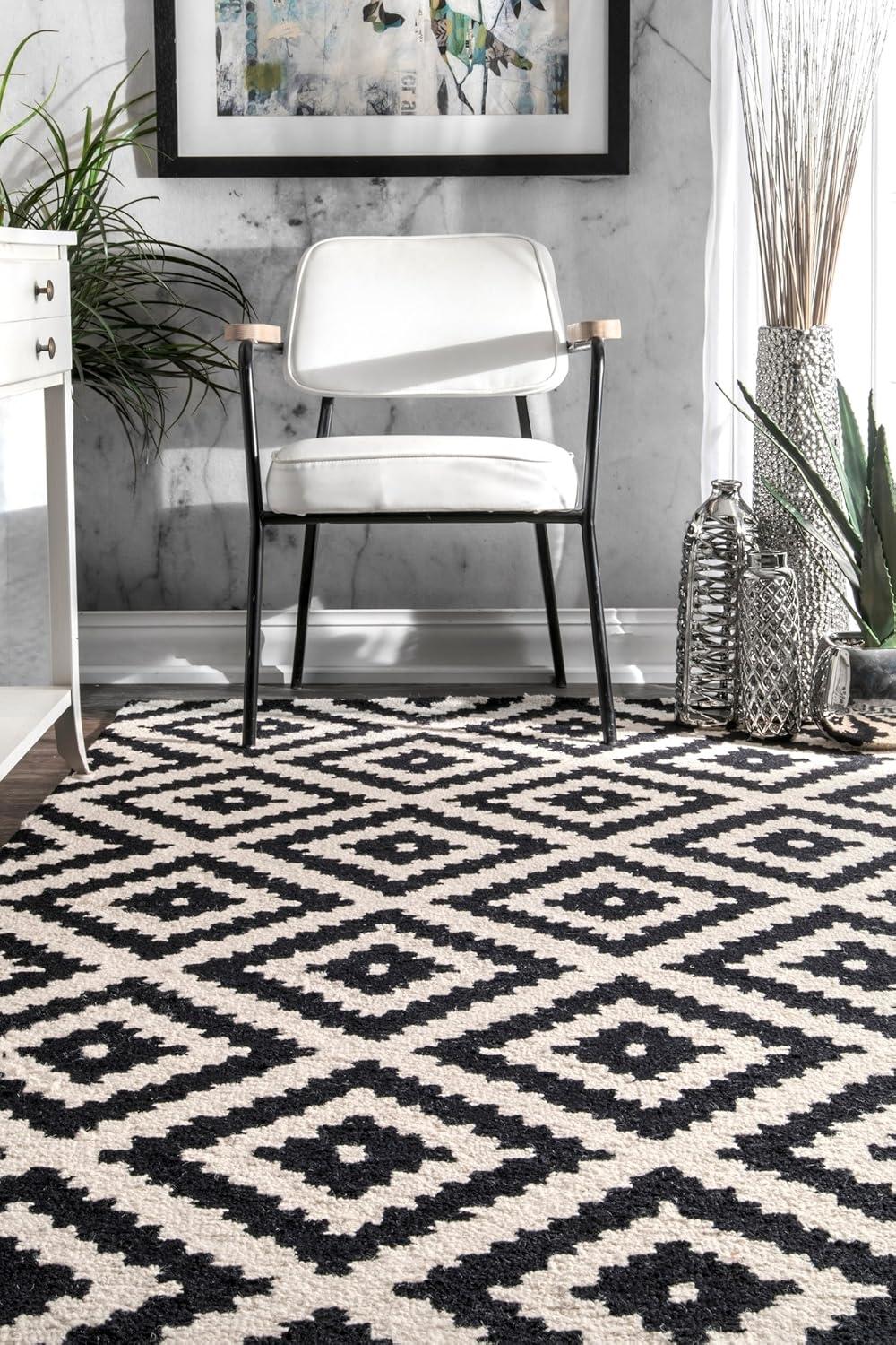 Kellee Hand Tufted Black and White Wool Area Rug, 10x14