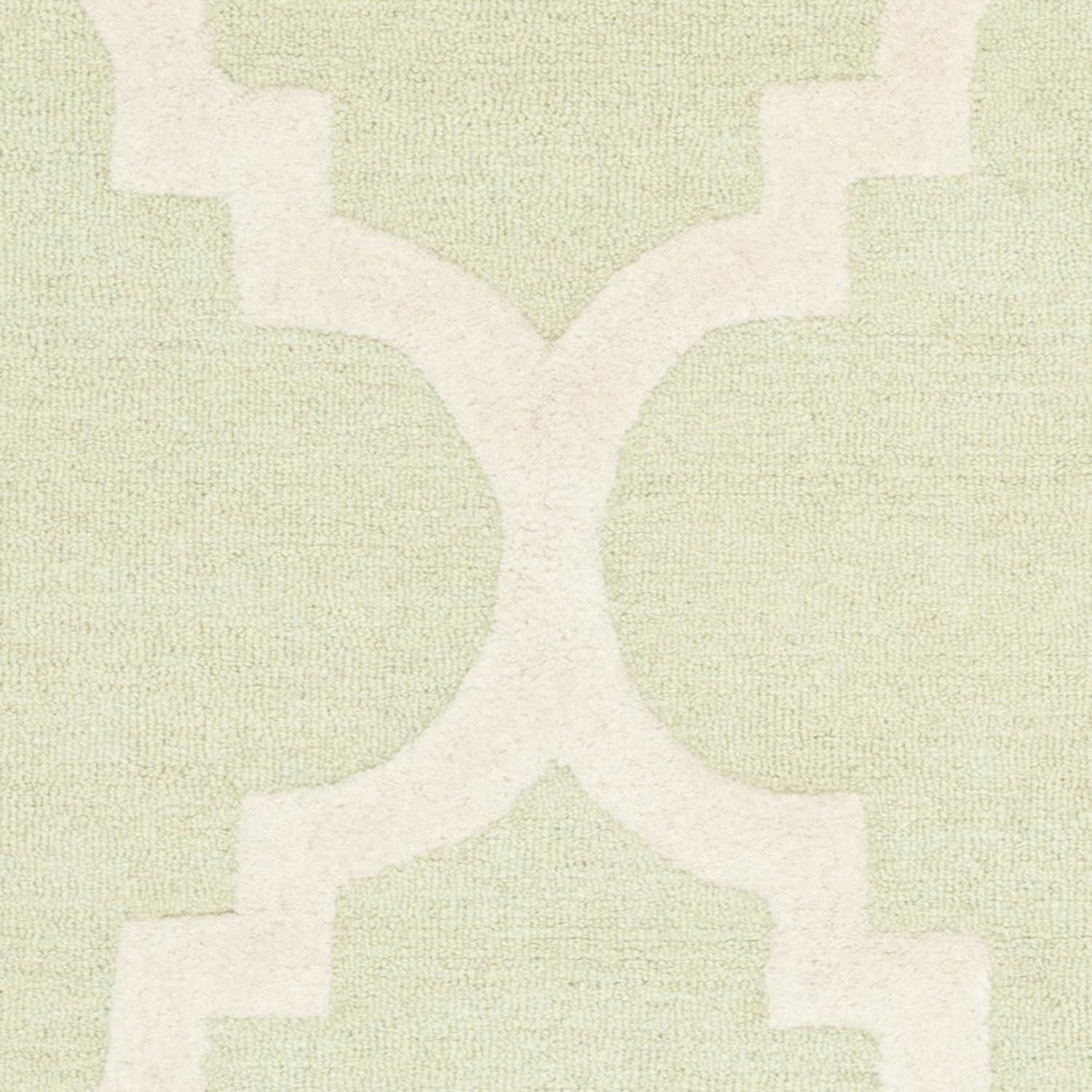 SAFAVIEH Cambridge Justine Geometric Wool Area Rug, Light Green/Ivory, 5' x 8'