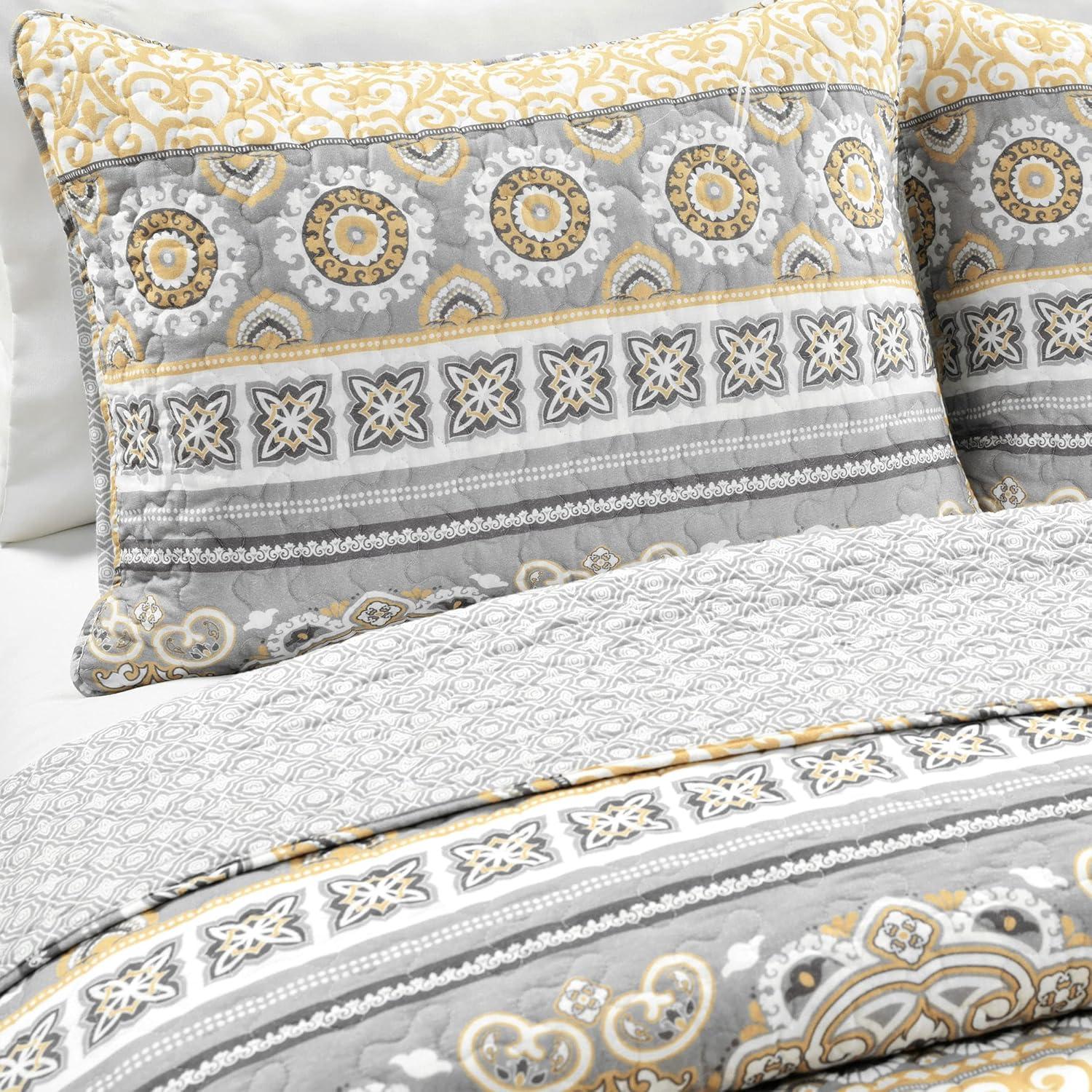 Lush Decor Nesco Navy 320 TC Reversible Modern & Contemporary 3 Piece Quilt Set