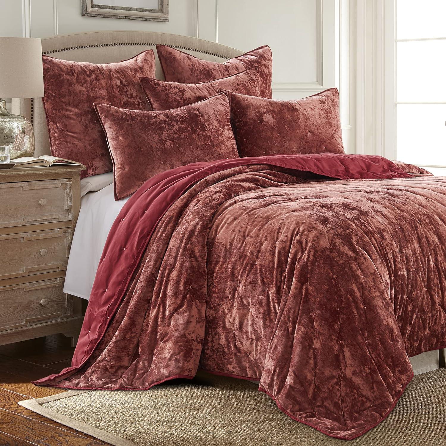 Luxurious King-Sized Reversible Red Velvet Quilt