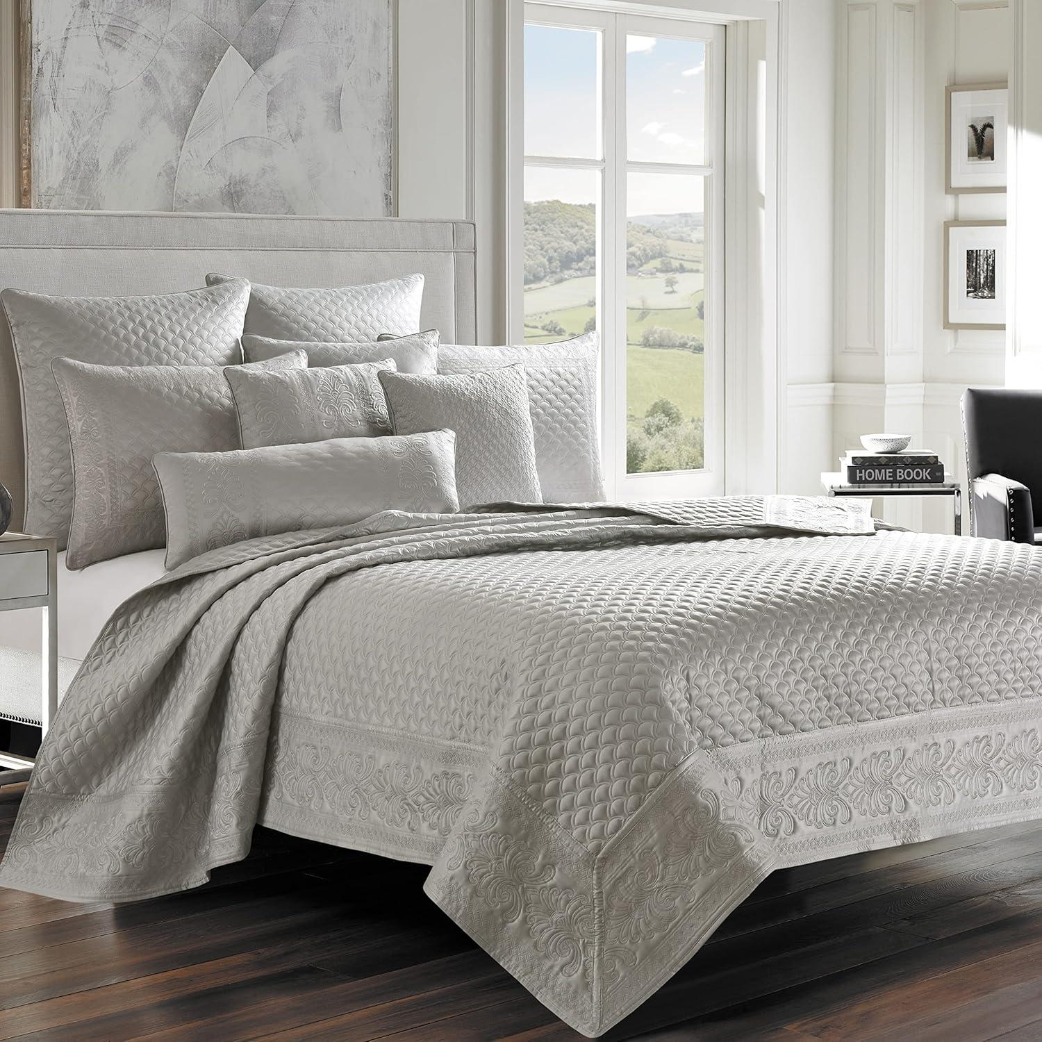 Lincoln Coverlet