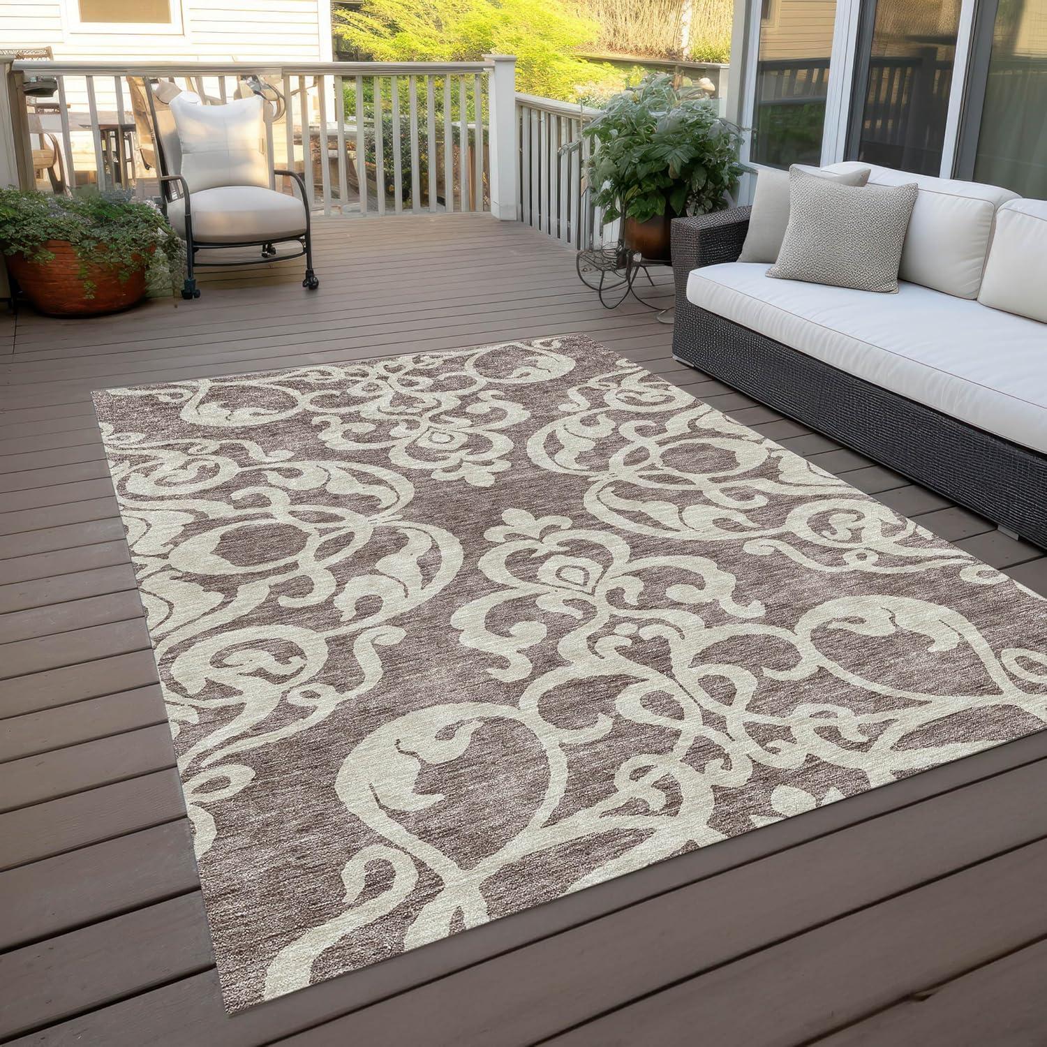 Taupe and Cream Synthetic Flat Woven 5' x 7' Area Rug