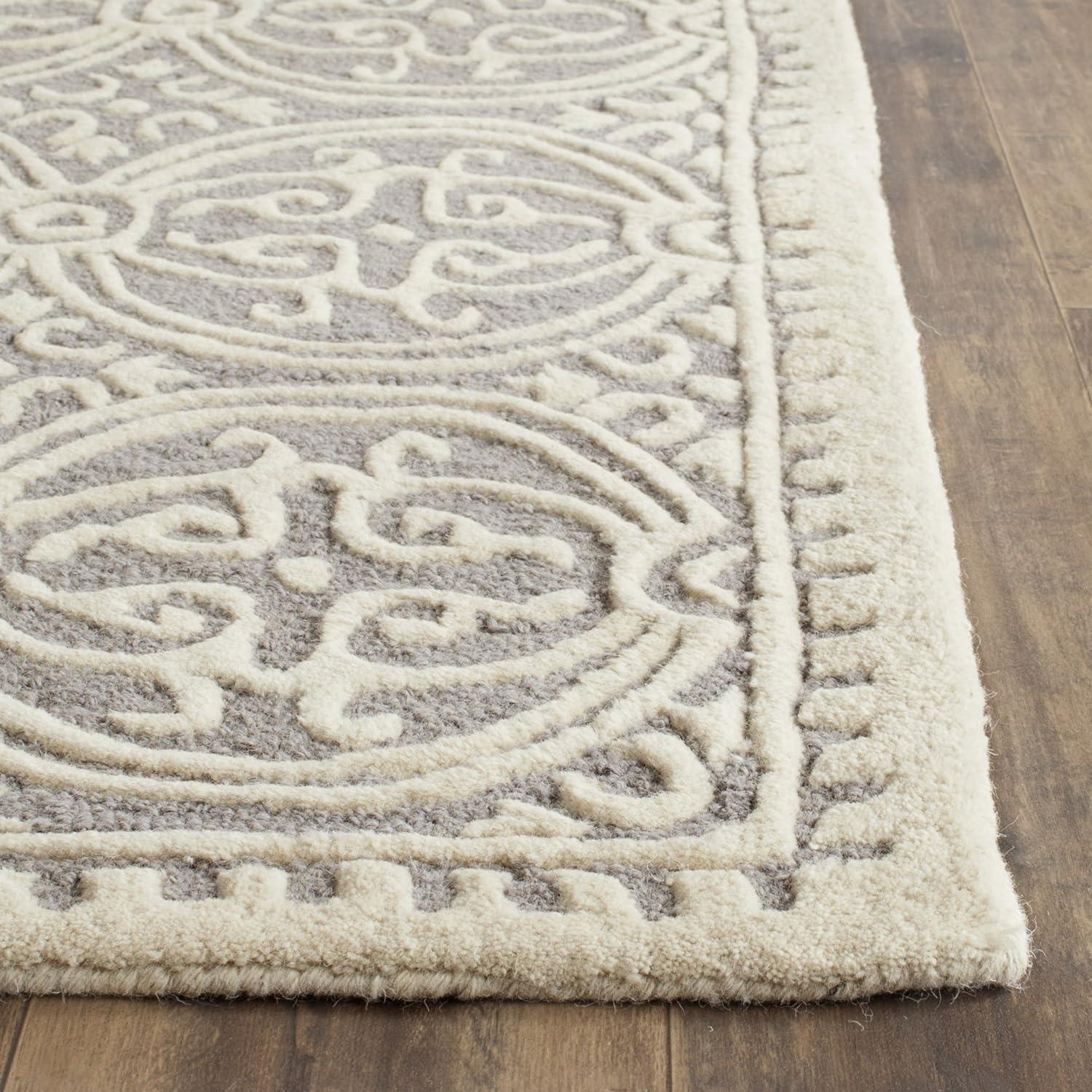 Handmade Silver and Ivory Square Wool Tufted Rug