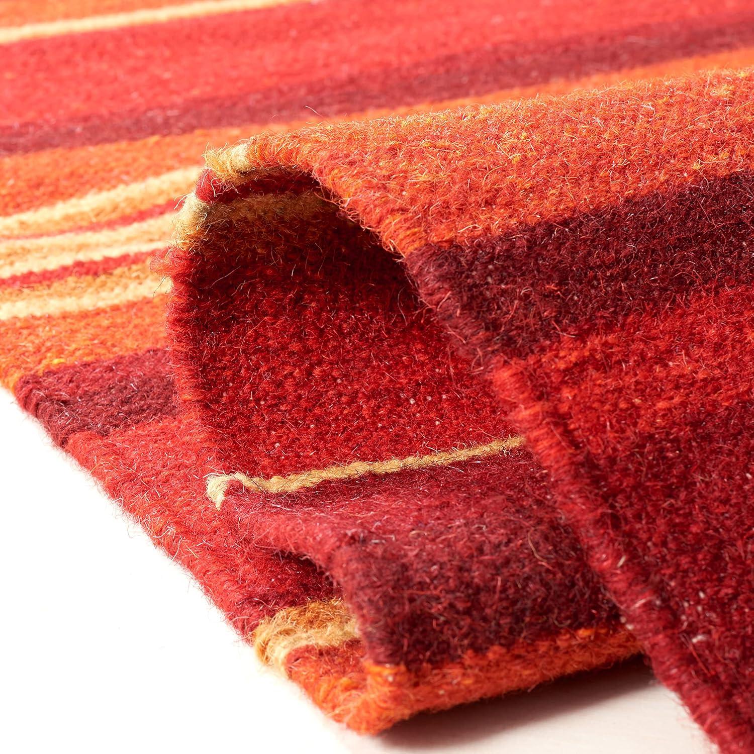 Striped Kilim STK601 Hand Loomed Indoor Area Rug - Red - 4'x6' - Safavieh