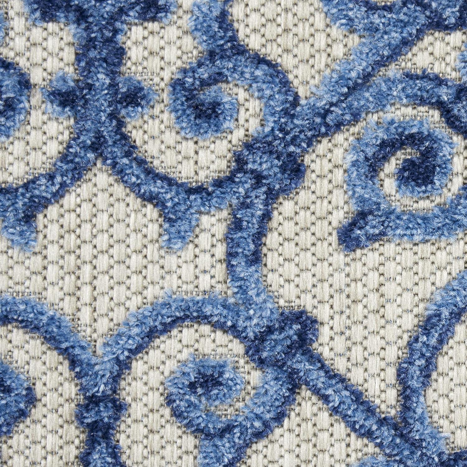 Lark Manor™ Rectangle Isalia 3'6" x 5'6" Area Rug in Blue/Gray