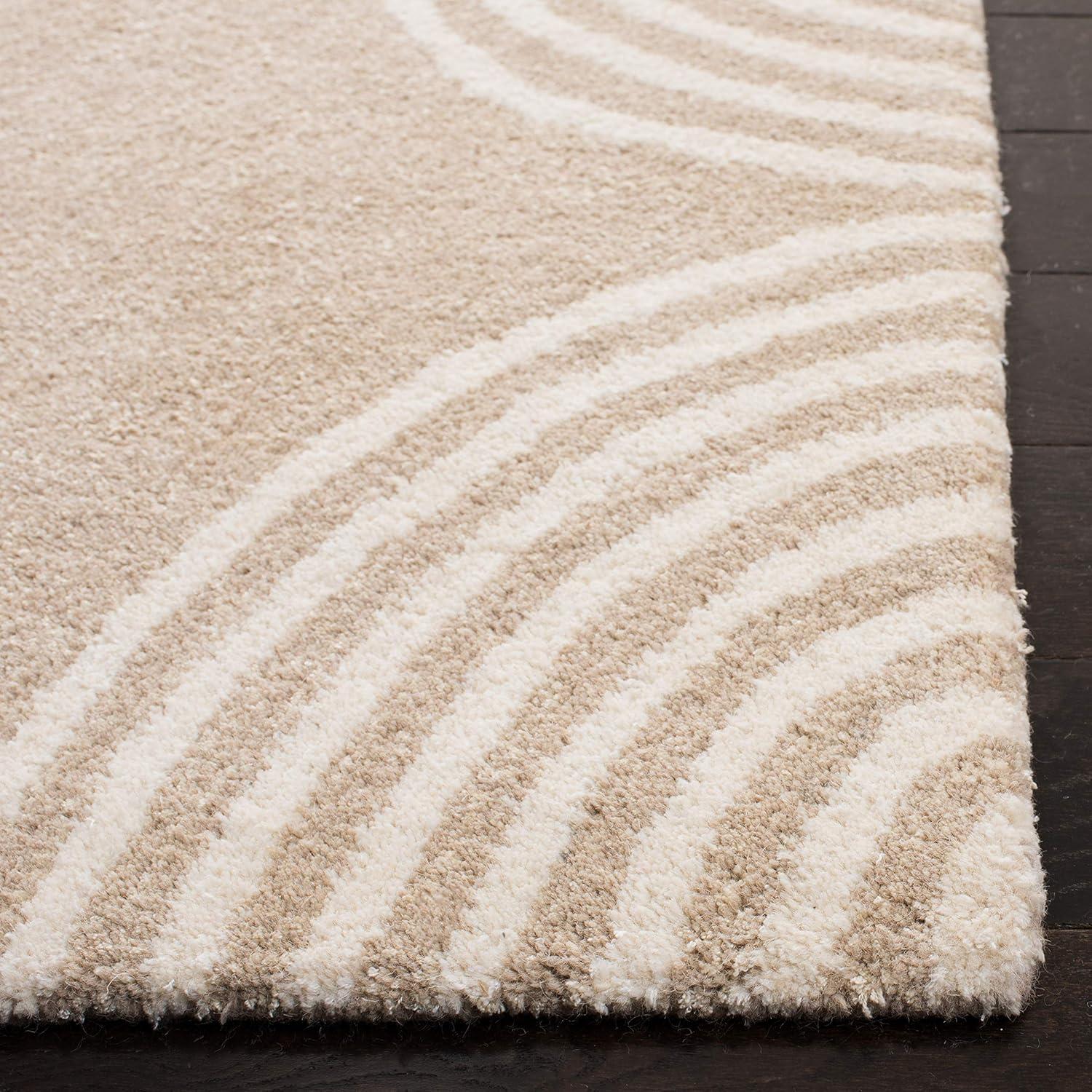 SAFAVIEH Chatham Jasmyn Geometric Wool Area Rug, Beige/Ivory, 5' x 8'